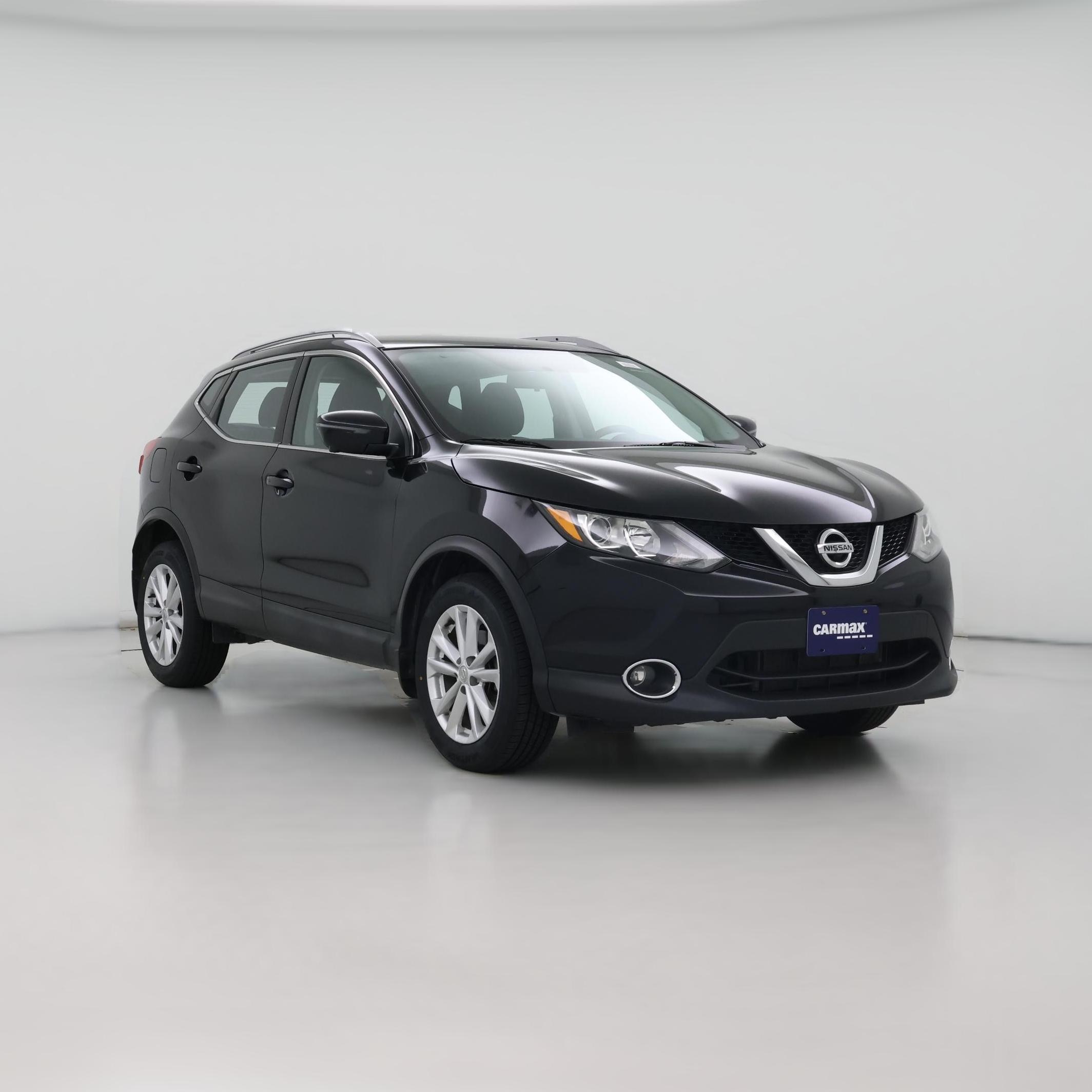 Thumbnail: 2018 Nissan Rogue Sport - 1