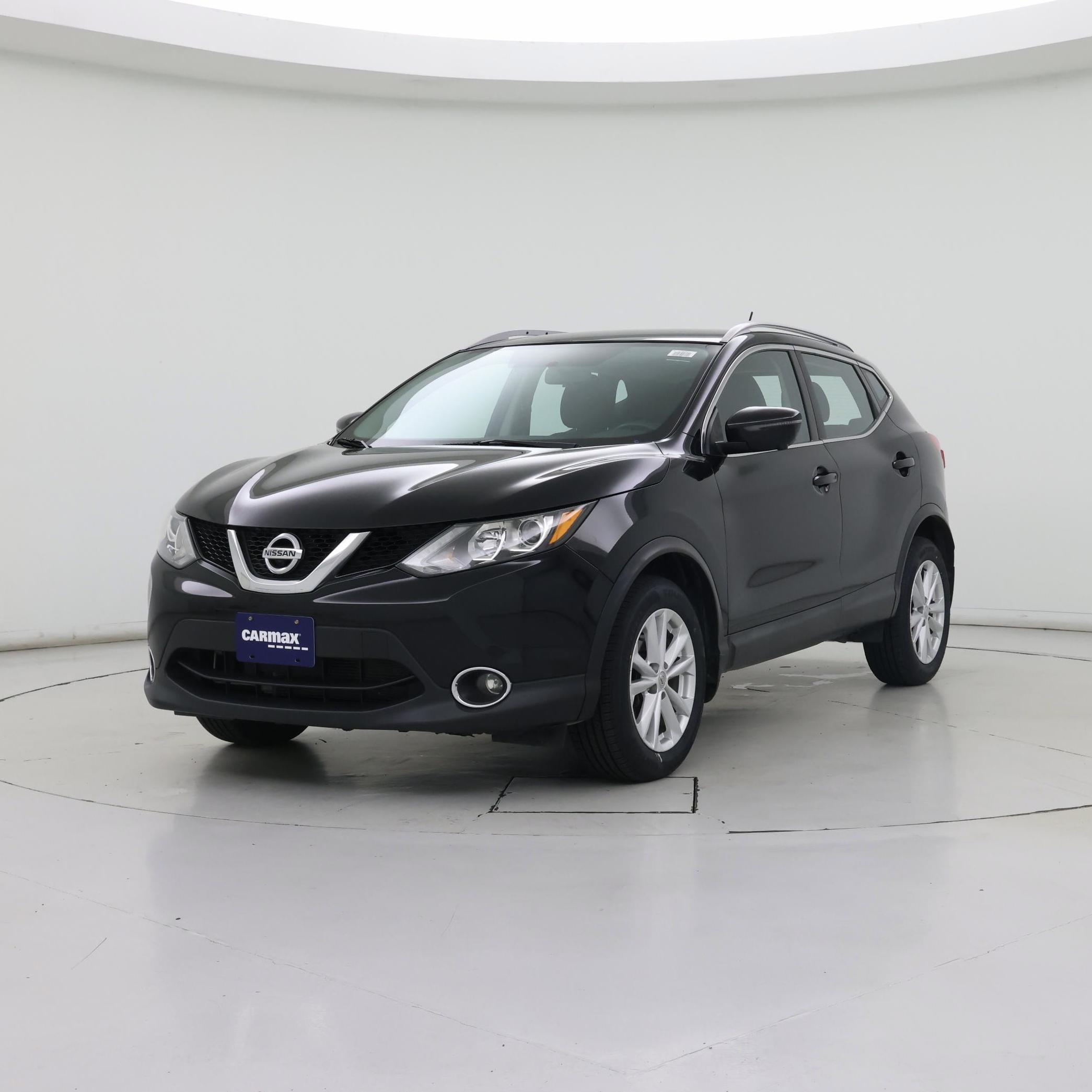 Thumbnail: 2018 Nissan Rogue Sport - 4