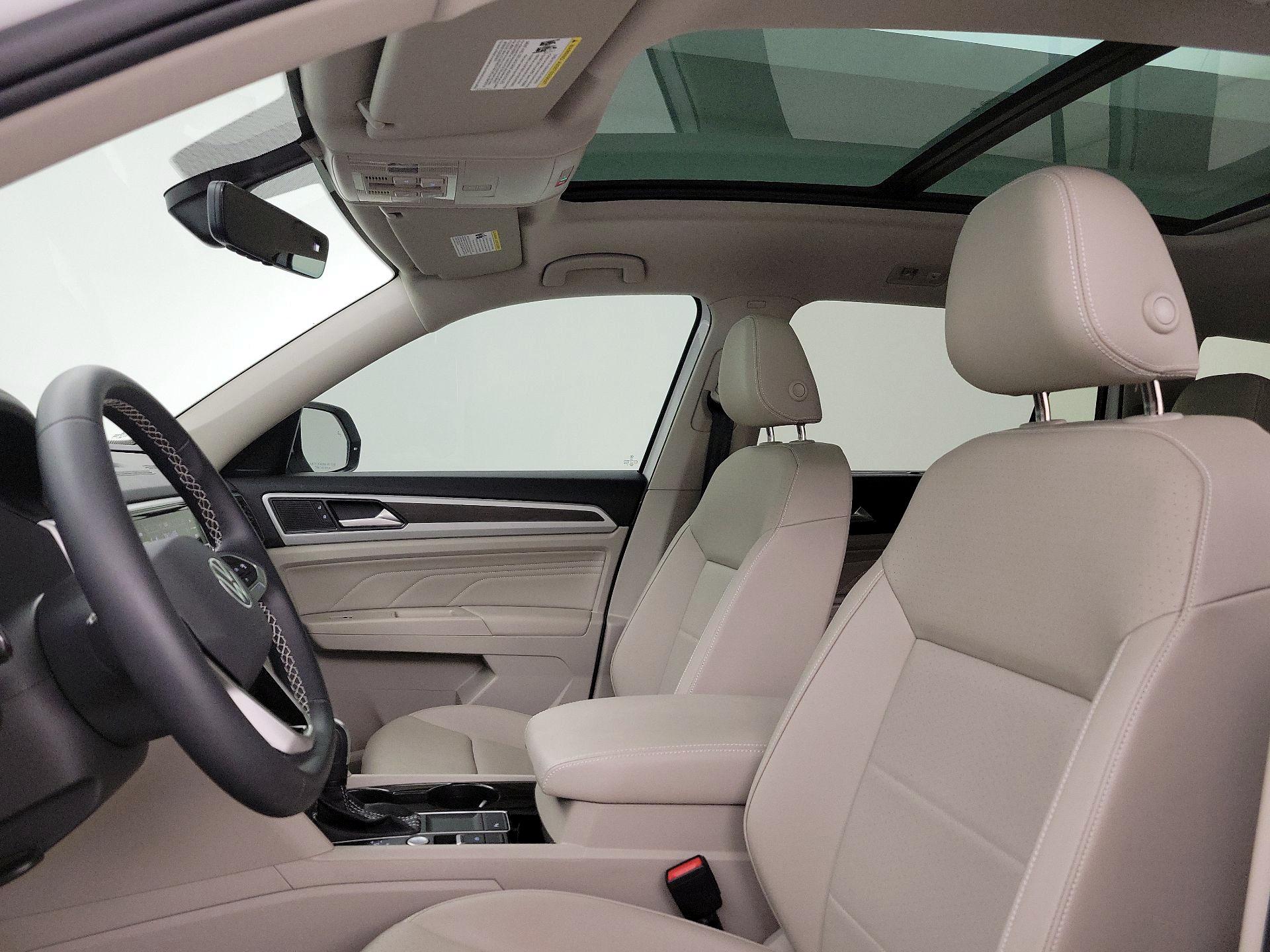 Thumbnail: 2023 Volkswagen Atlas - 18