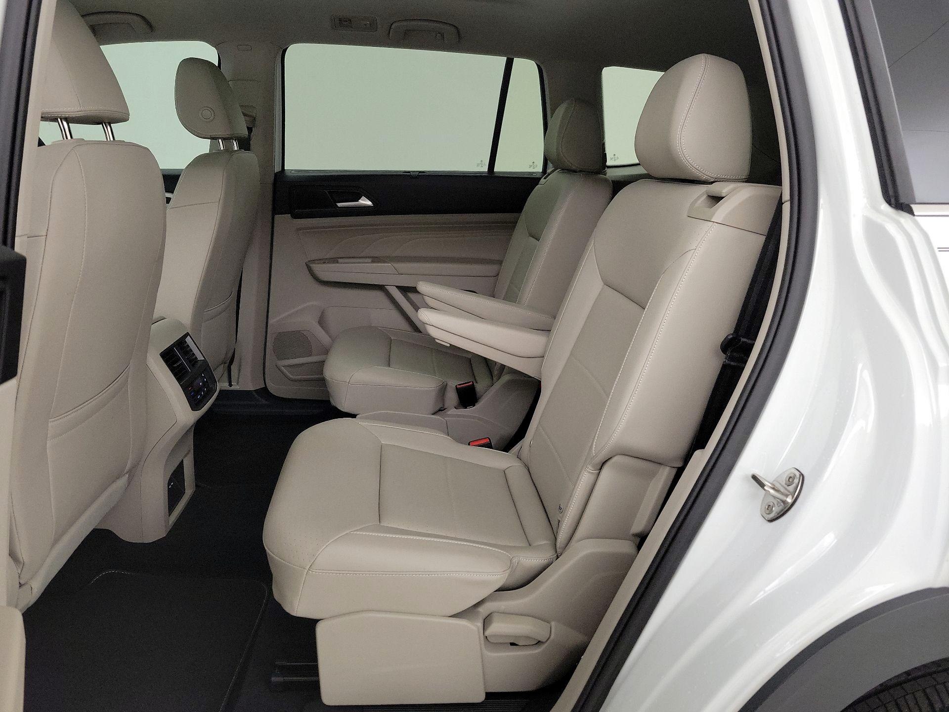 Thumbnail: 2023 Volkswagen Atlas - 19