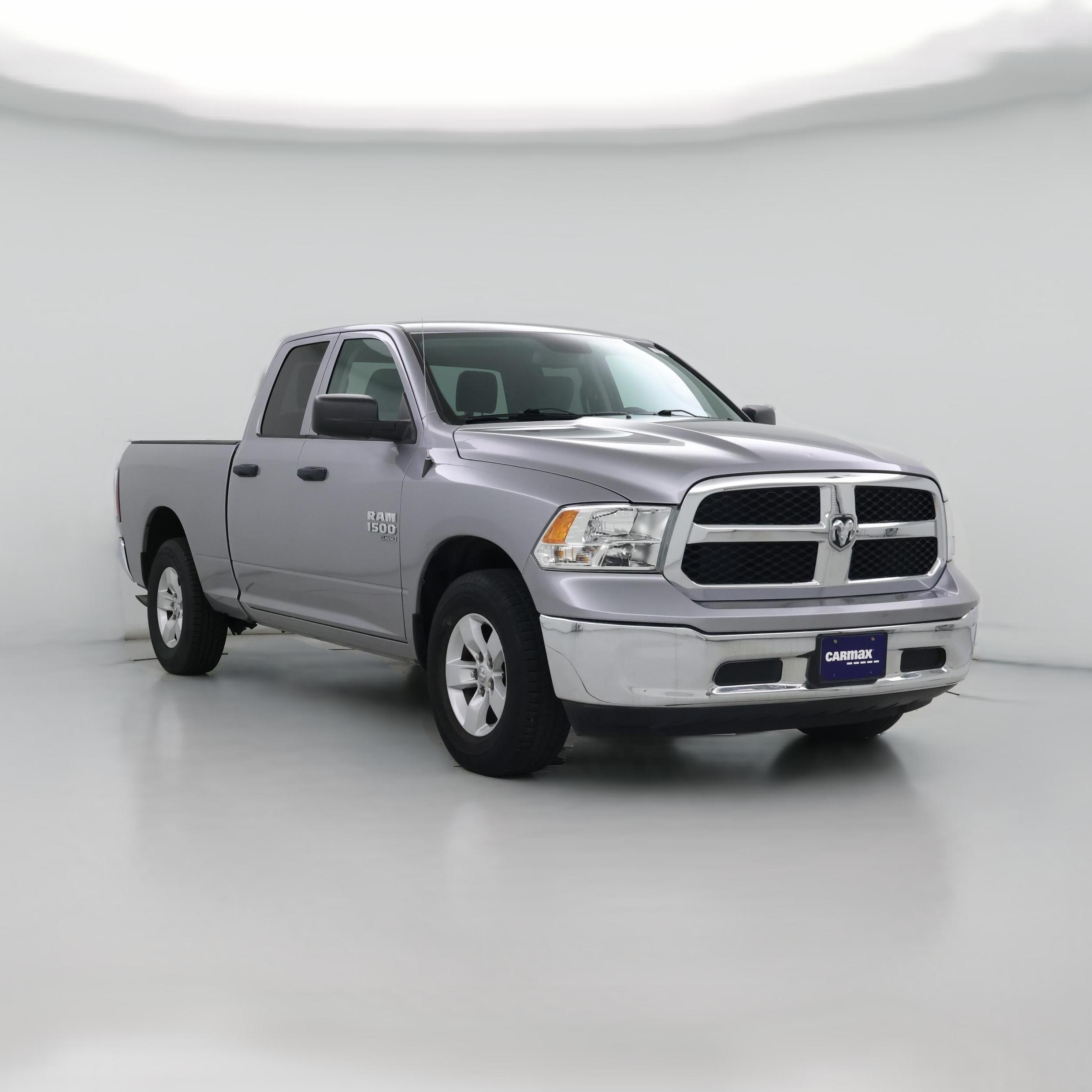 Thumbnail: 2019 RAM 1500 Classic - 1