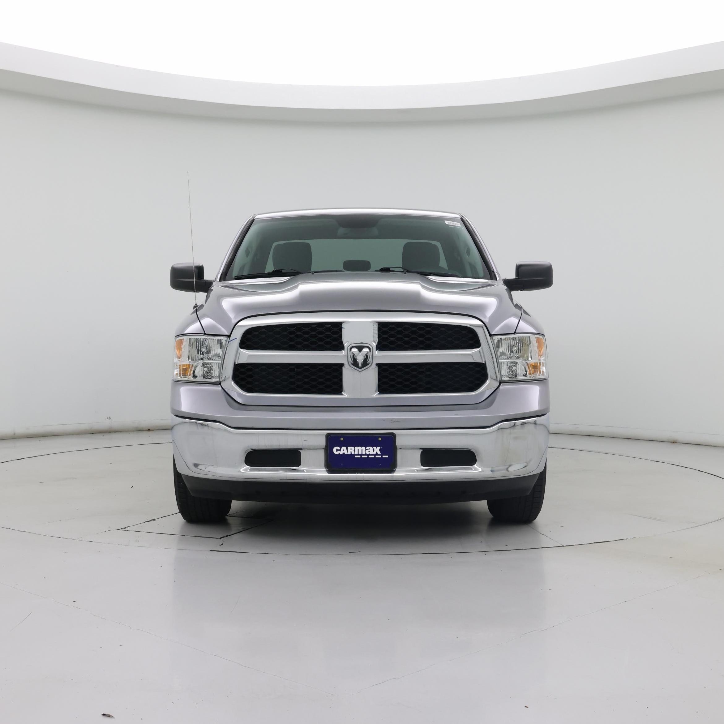 Thumbnail: 2019 RAM 1500 Classic - 5