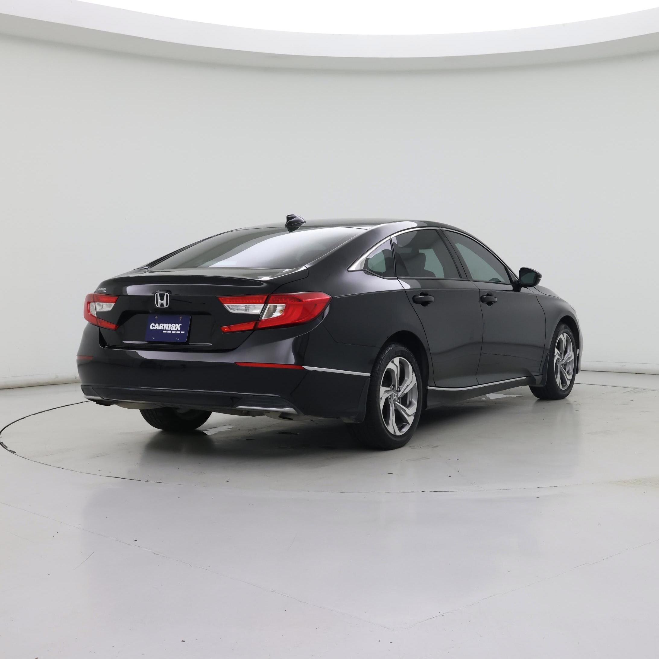 Thumbnail: 2018 Honda Accord - 8