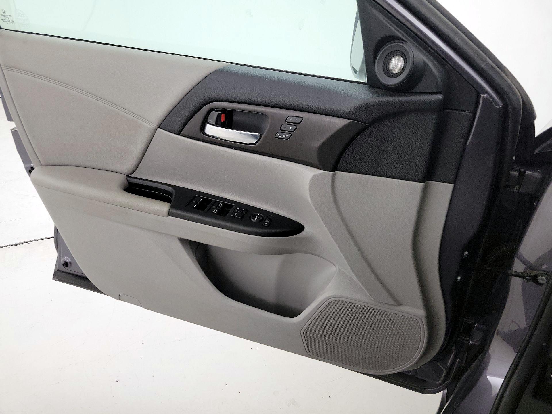 Thumbnail: 2014 Honda Accord - 12