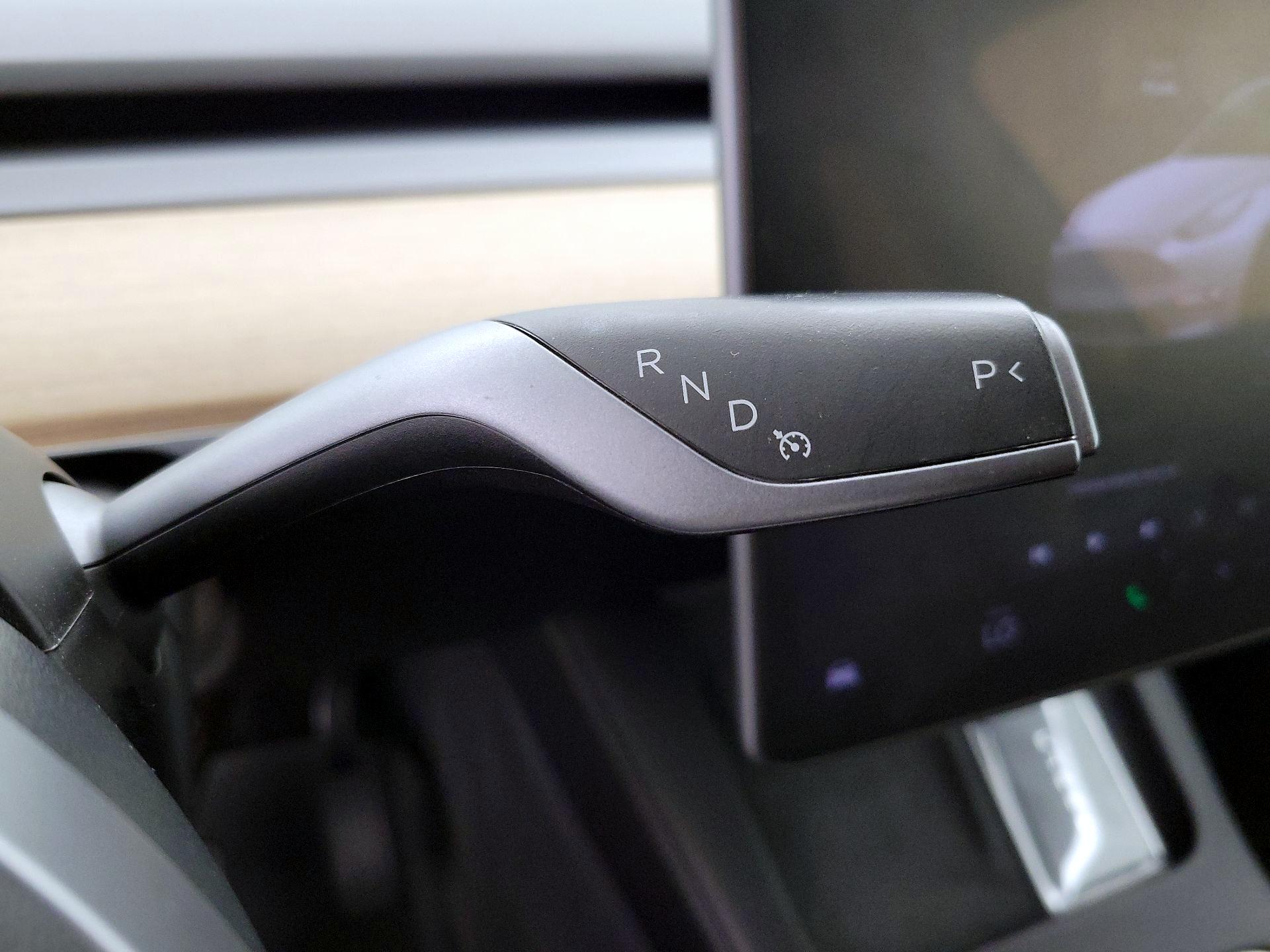Thumbnail: 2022 Tesla Model Y - 17