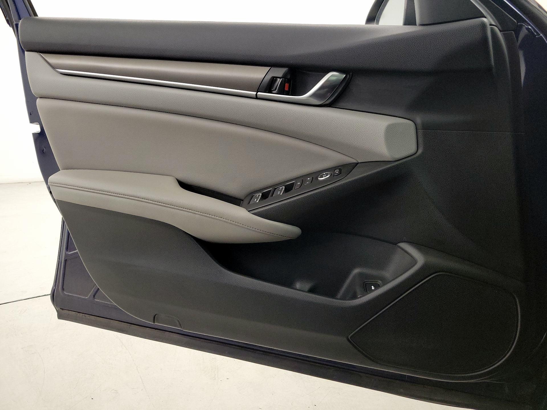 Thumbnail: 2019 Honda Accord - 12