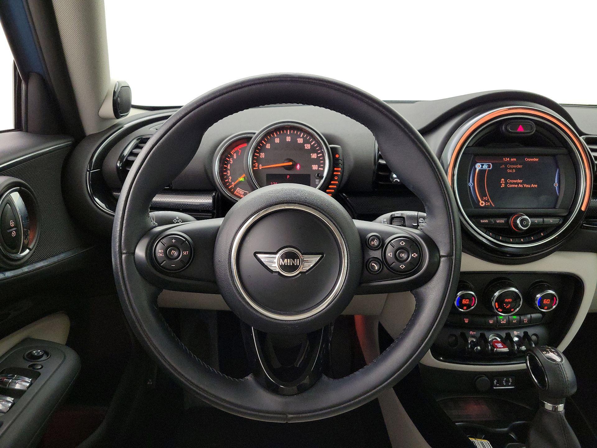 Thumbnail: 2017 MINI Cooper Clubman - 10