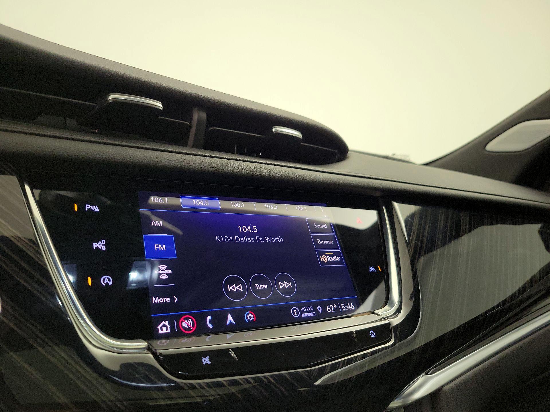 Thumbnail: 2025 Cadillac XT6 - 16