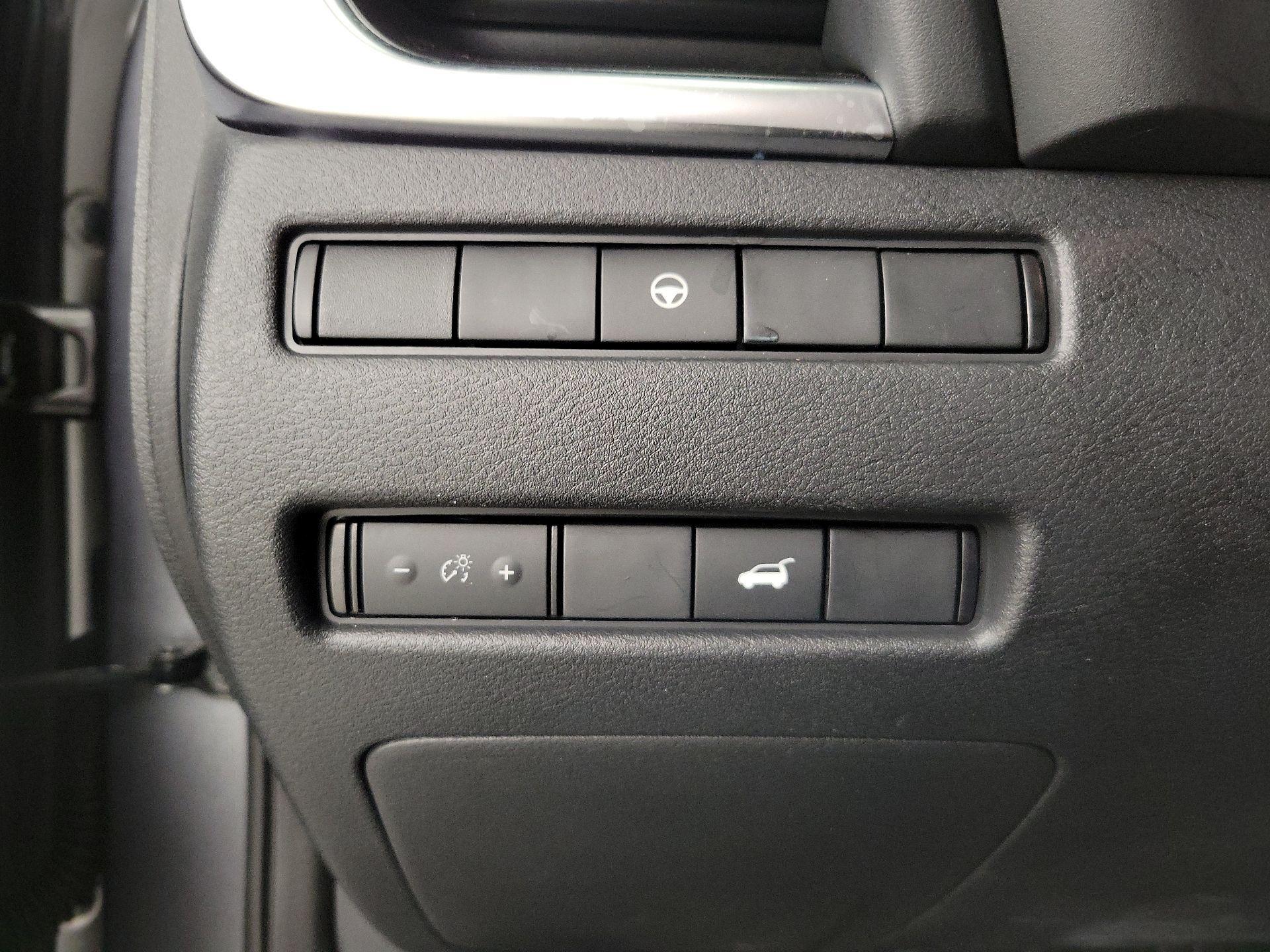 Thumbnail: 2022 Nissan Rogue - 13