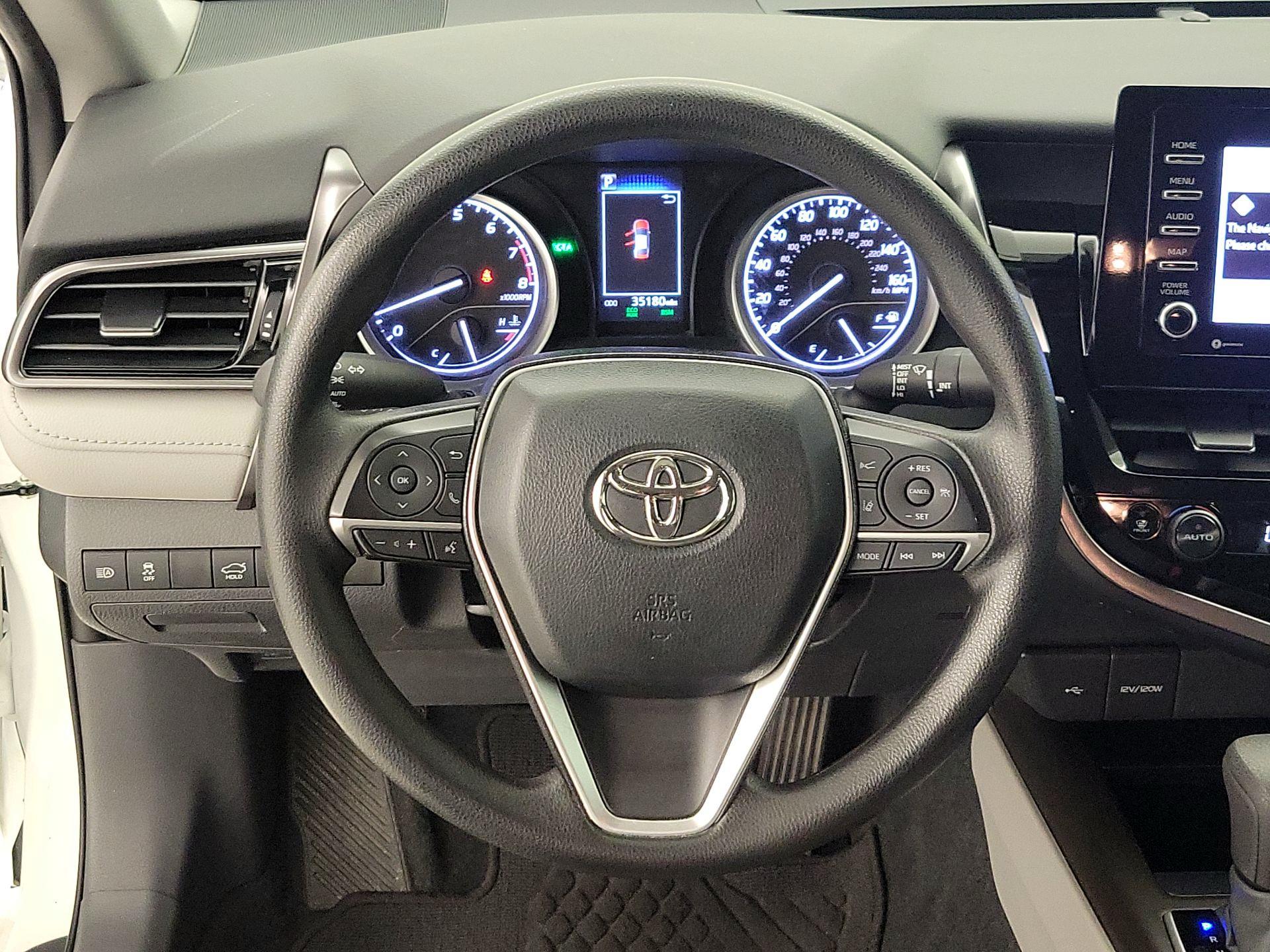 Thumbnail: 2023 Toyota Camry - 10
