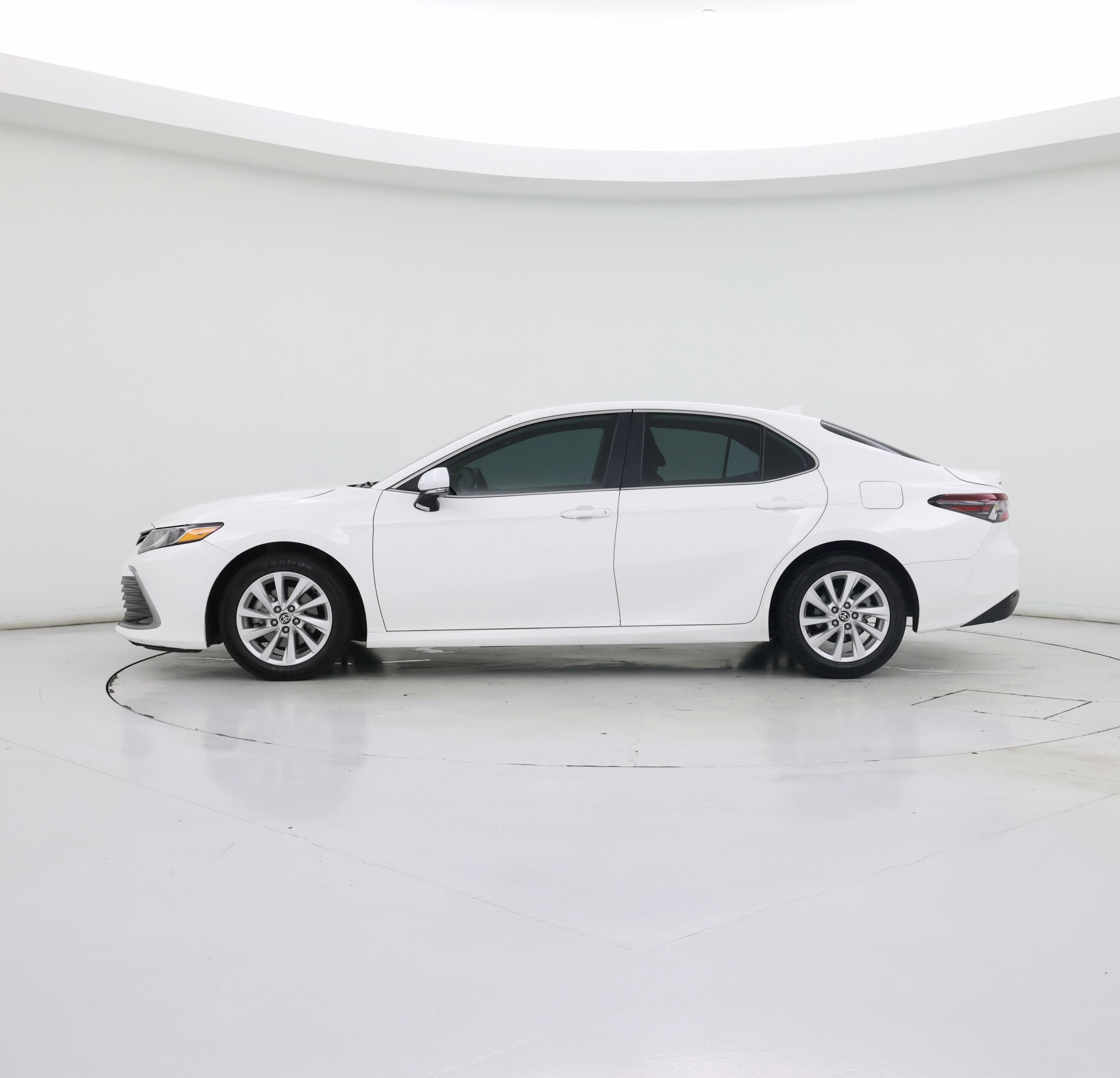 Thumbnail: 2023 Toyota Camry - 3