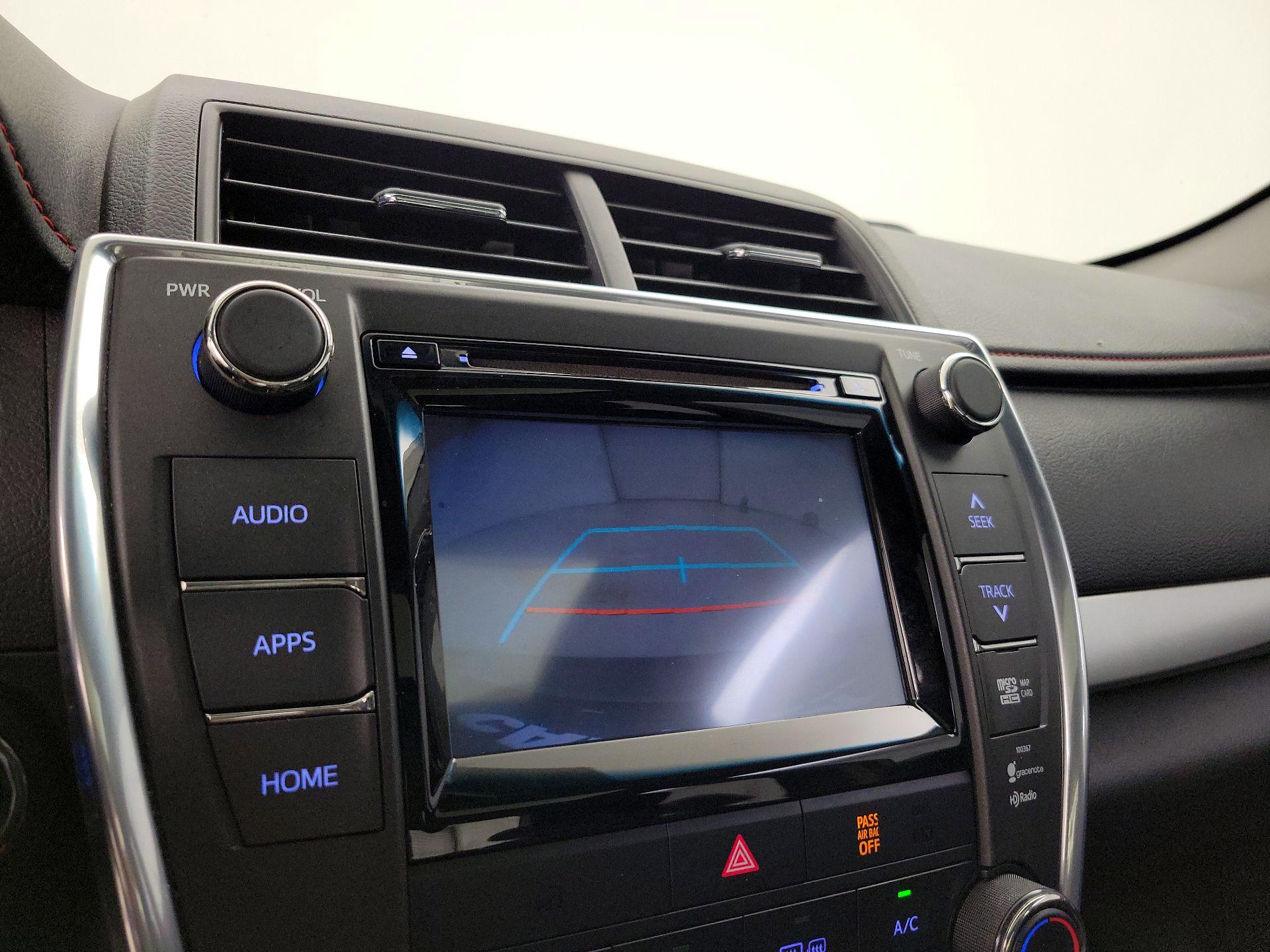 Thumbnail: 2015 Toyota Camry - 14