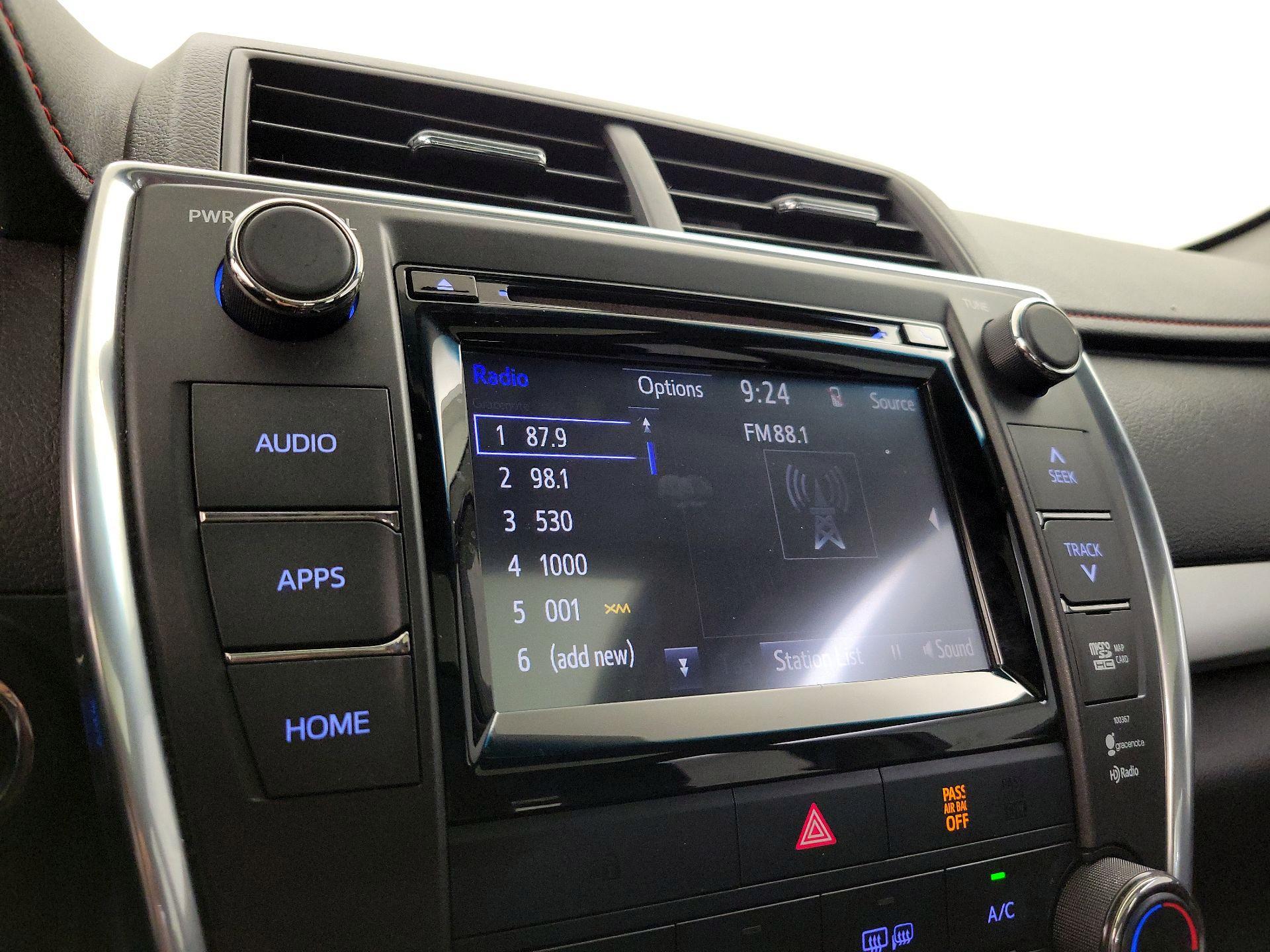 Thumbnail: 2015 Toyota Camry - 15