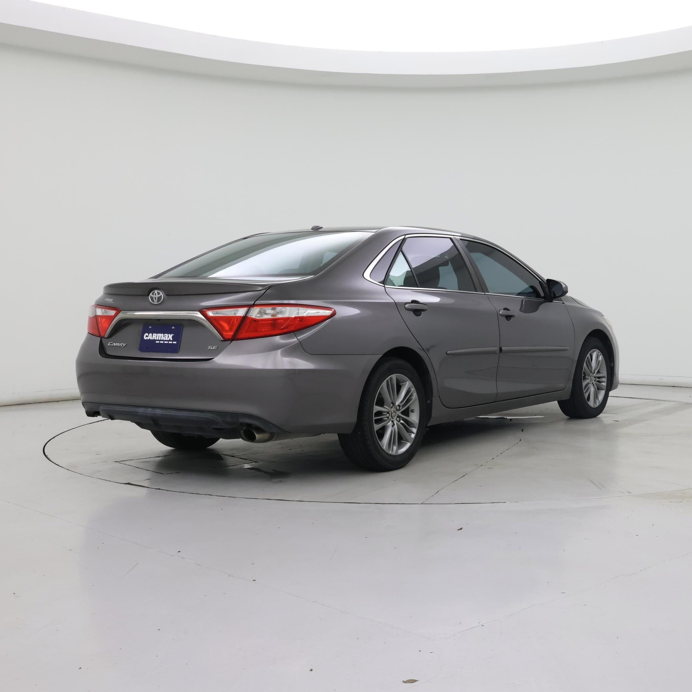Thumbnail: 2015 Toyota Camry - 8