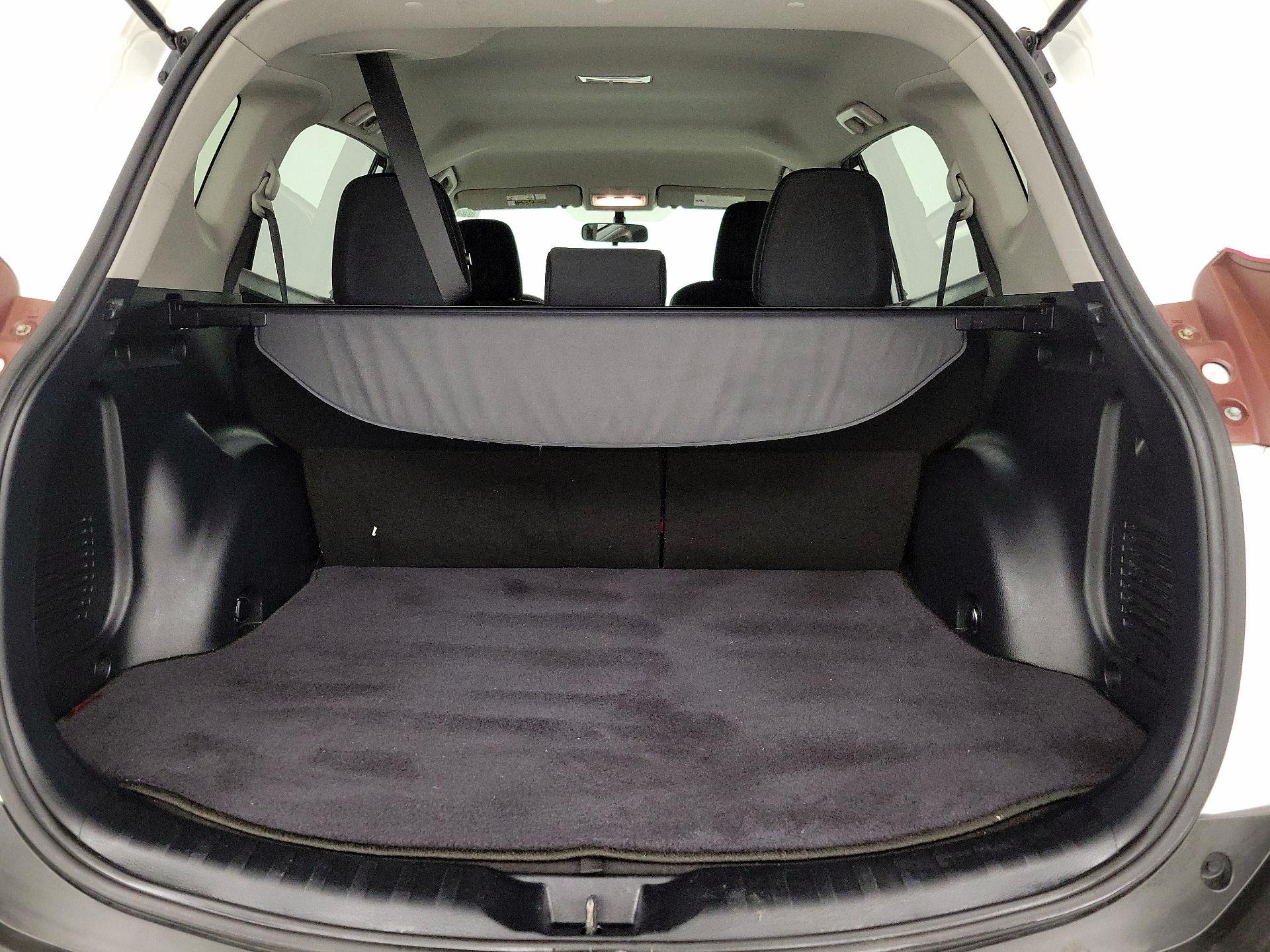 Thumbnail: 2015 Toyota RAV4 - 18