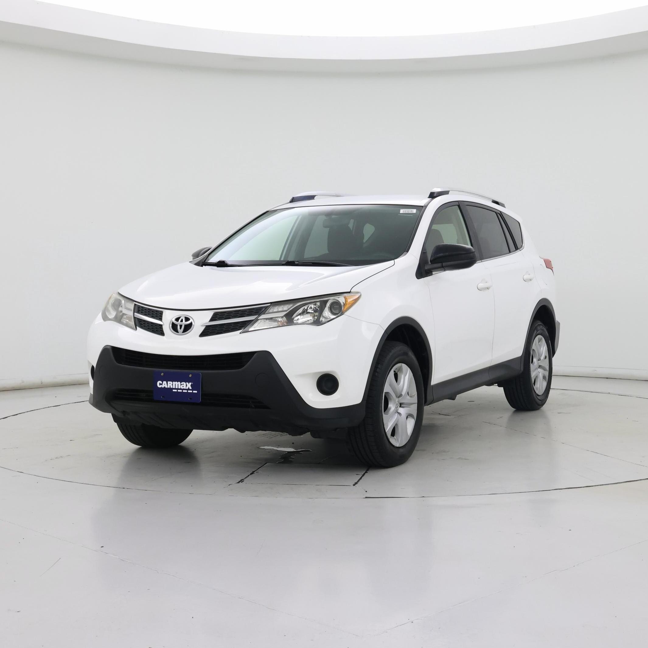 Thumbnail: 2015 Toyota RAV4 - 4
