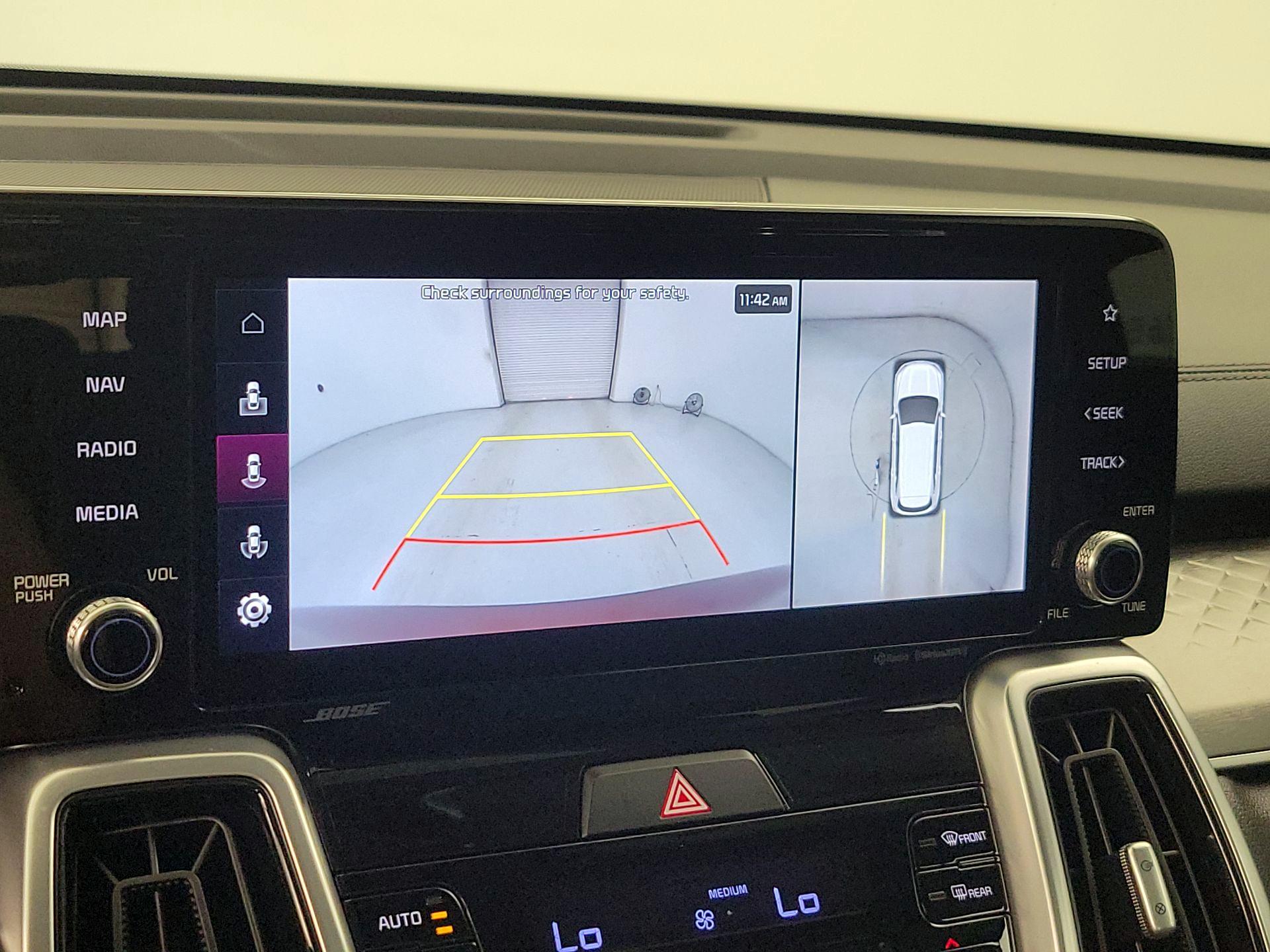 Thumbnail: 2021 Kia Sorento - 15