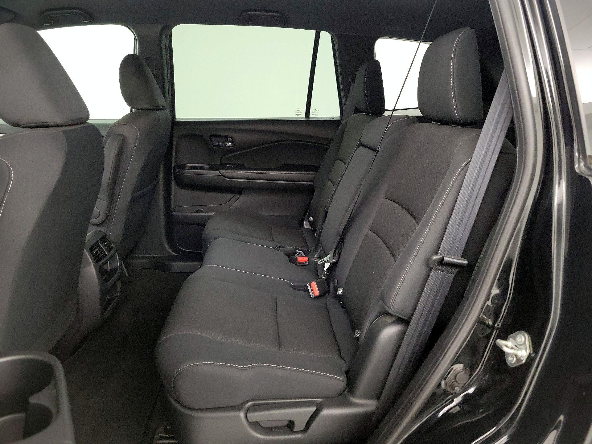 Thumbnail: 2019 Honda Passport - 18