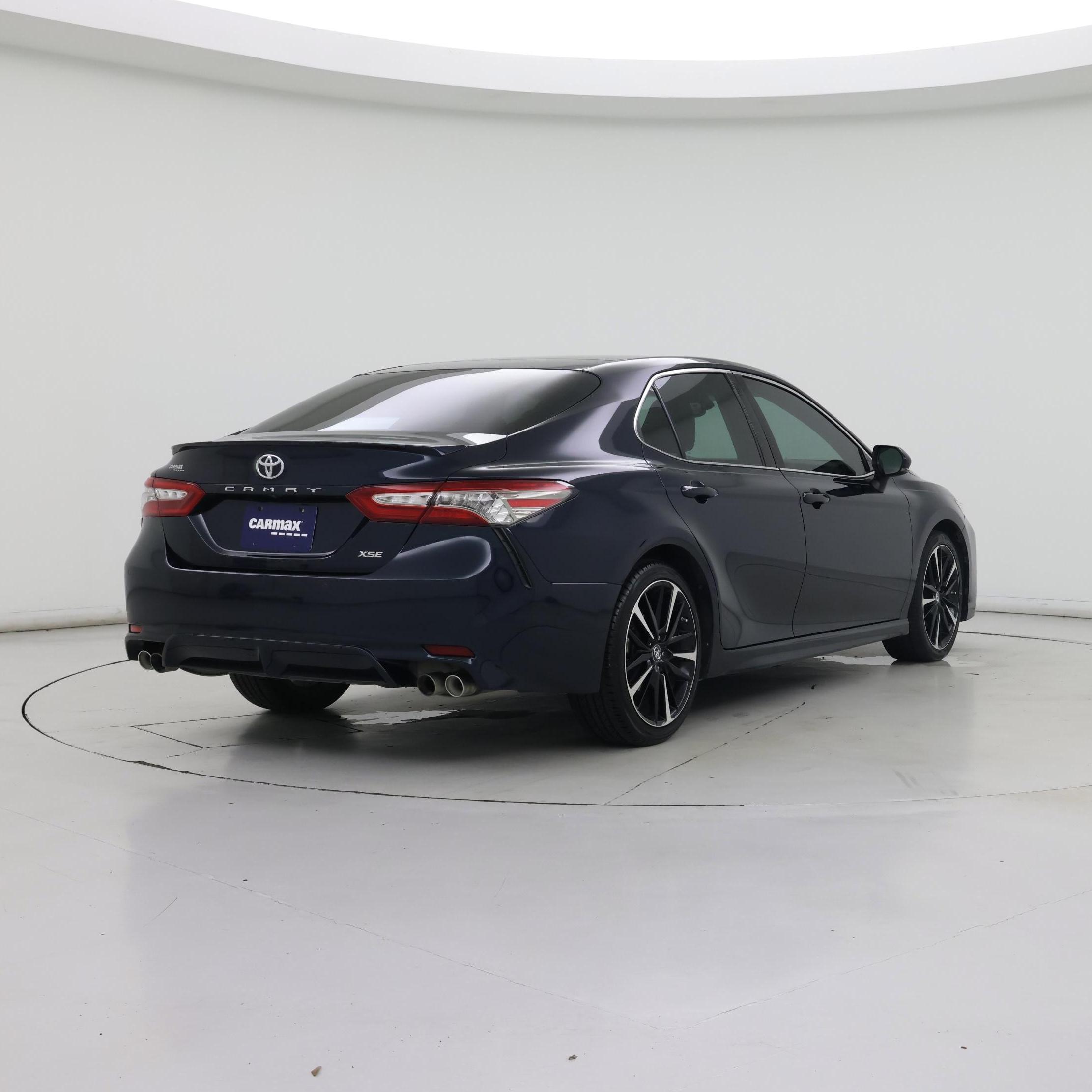 Thumbnail: 2018 Toyota Camry - 8