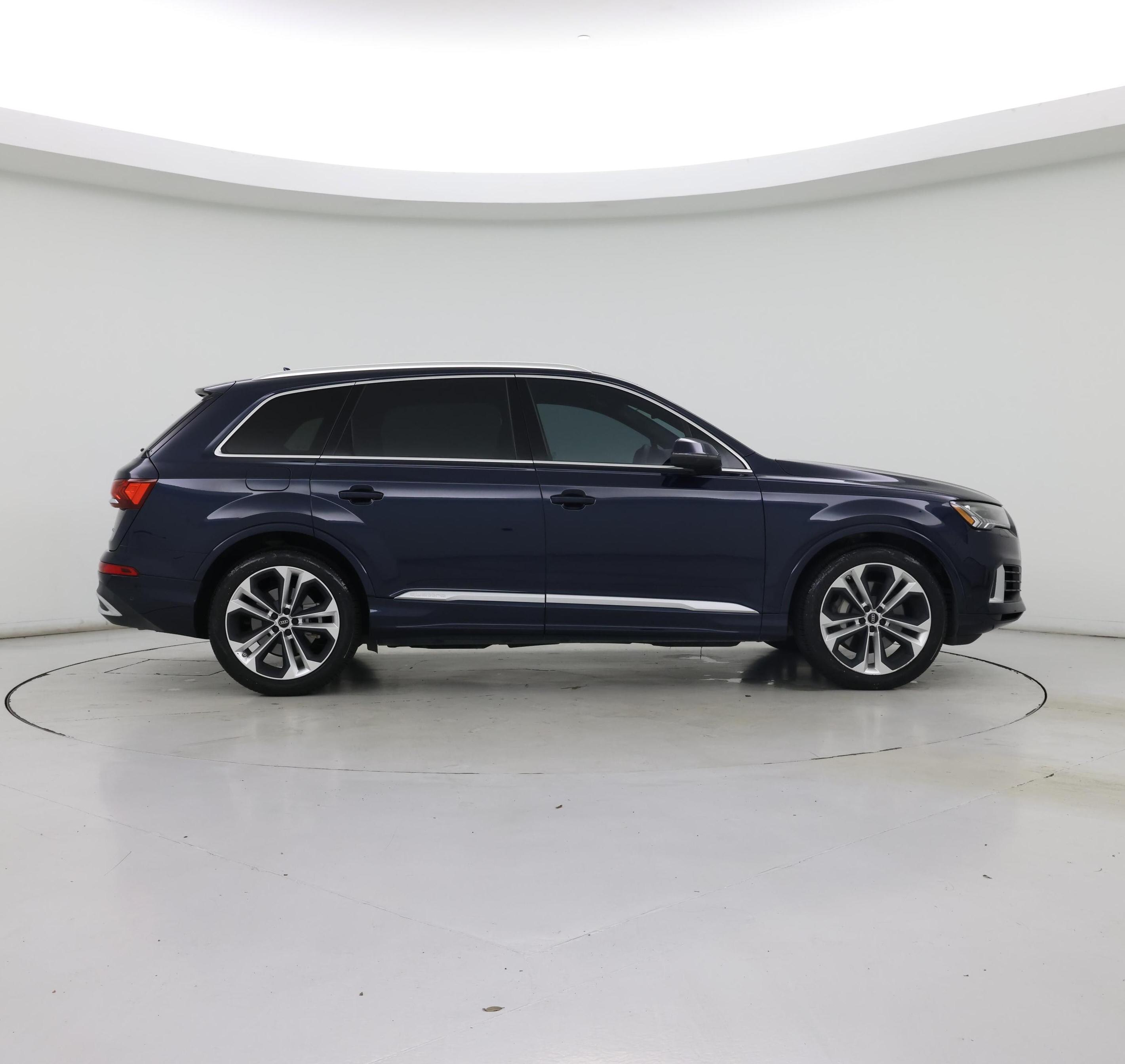Thumbnail: 2023 Audi Q7 - 7