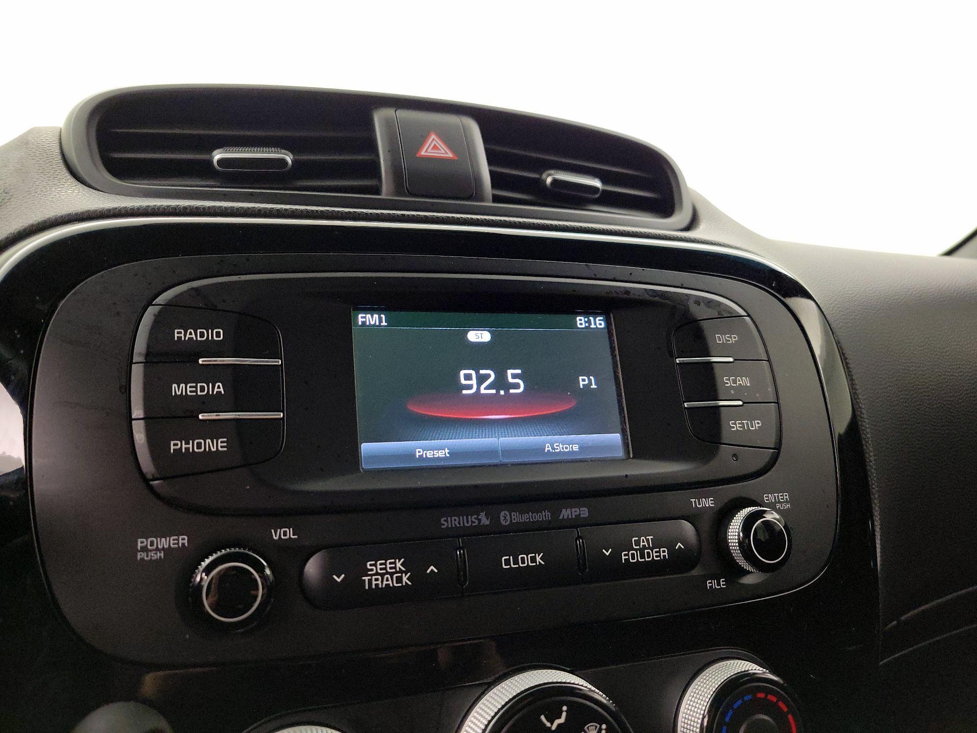 Thumbnail: 2016 Kia Soul - 15
