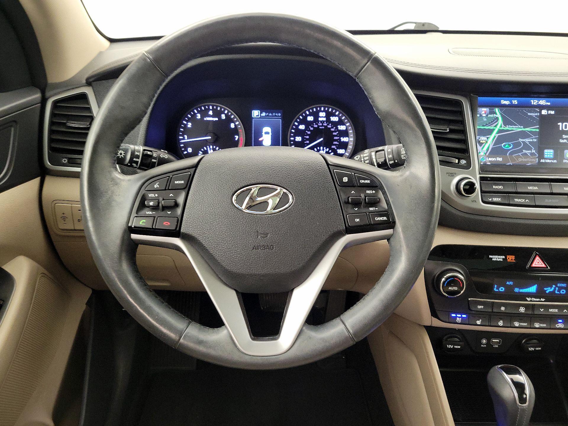 Thumbnail: 2018 Hyundai Tucson - 10