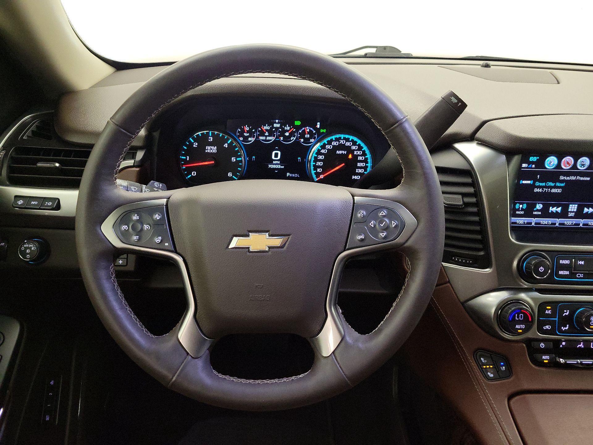 Thumbnail: 2018 Chevrolet Suburban - 10