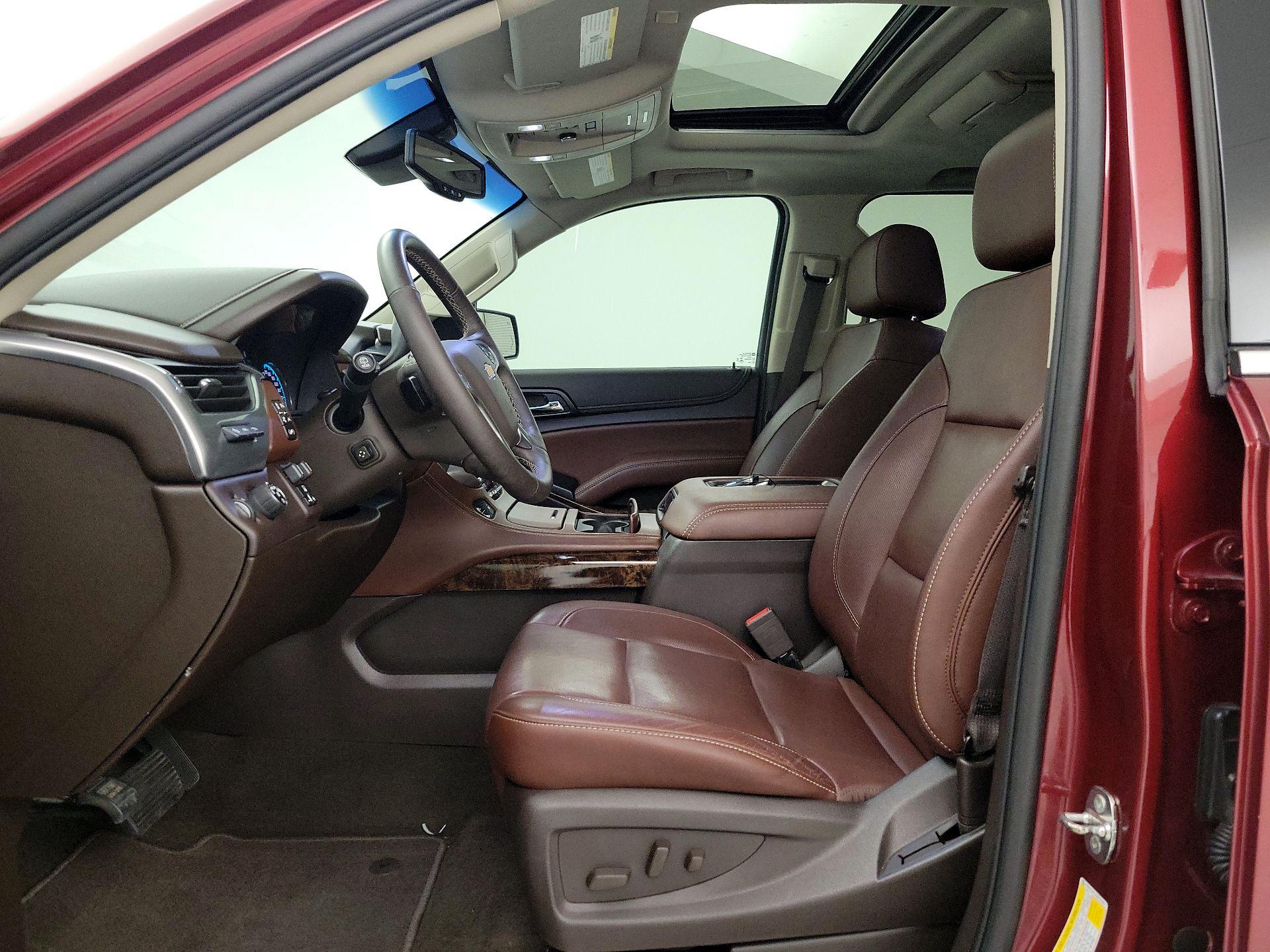 Thumbnail: 2018 Chevrolet Suburban - 11