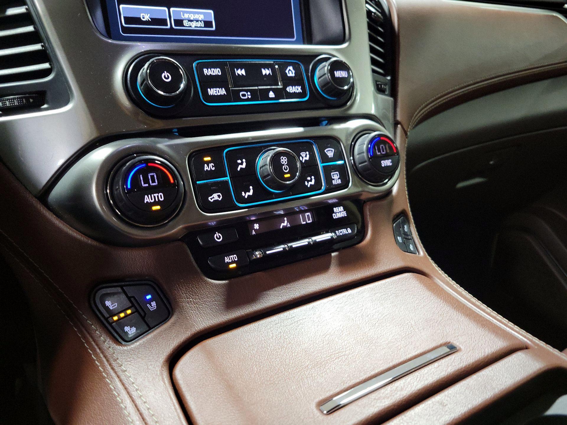 Thumbnail: 2018 Chevrolet Suburban - 16