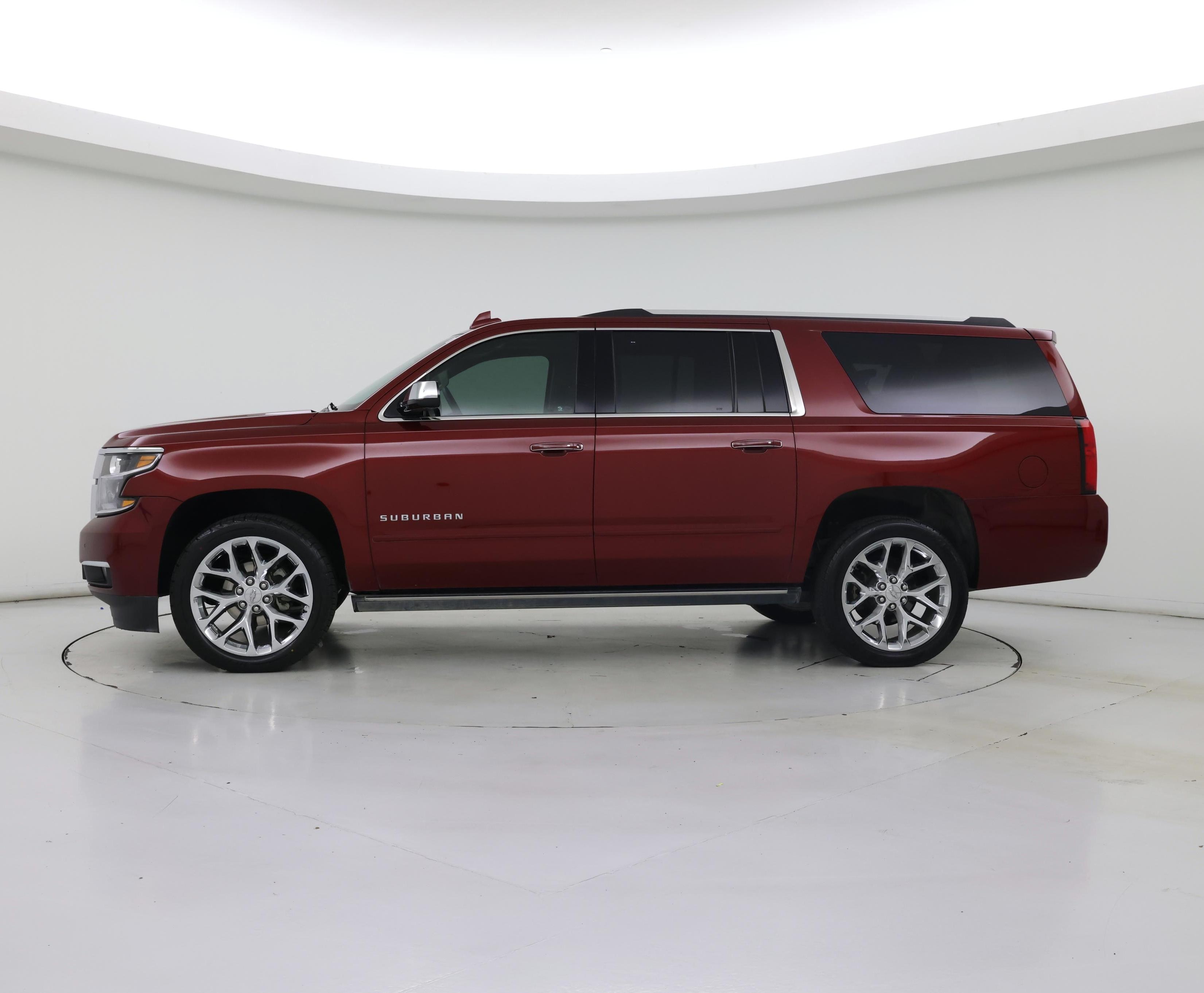 Thumbnail: 2018 Chevrolet Suburban - 3