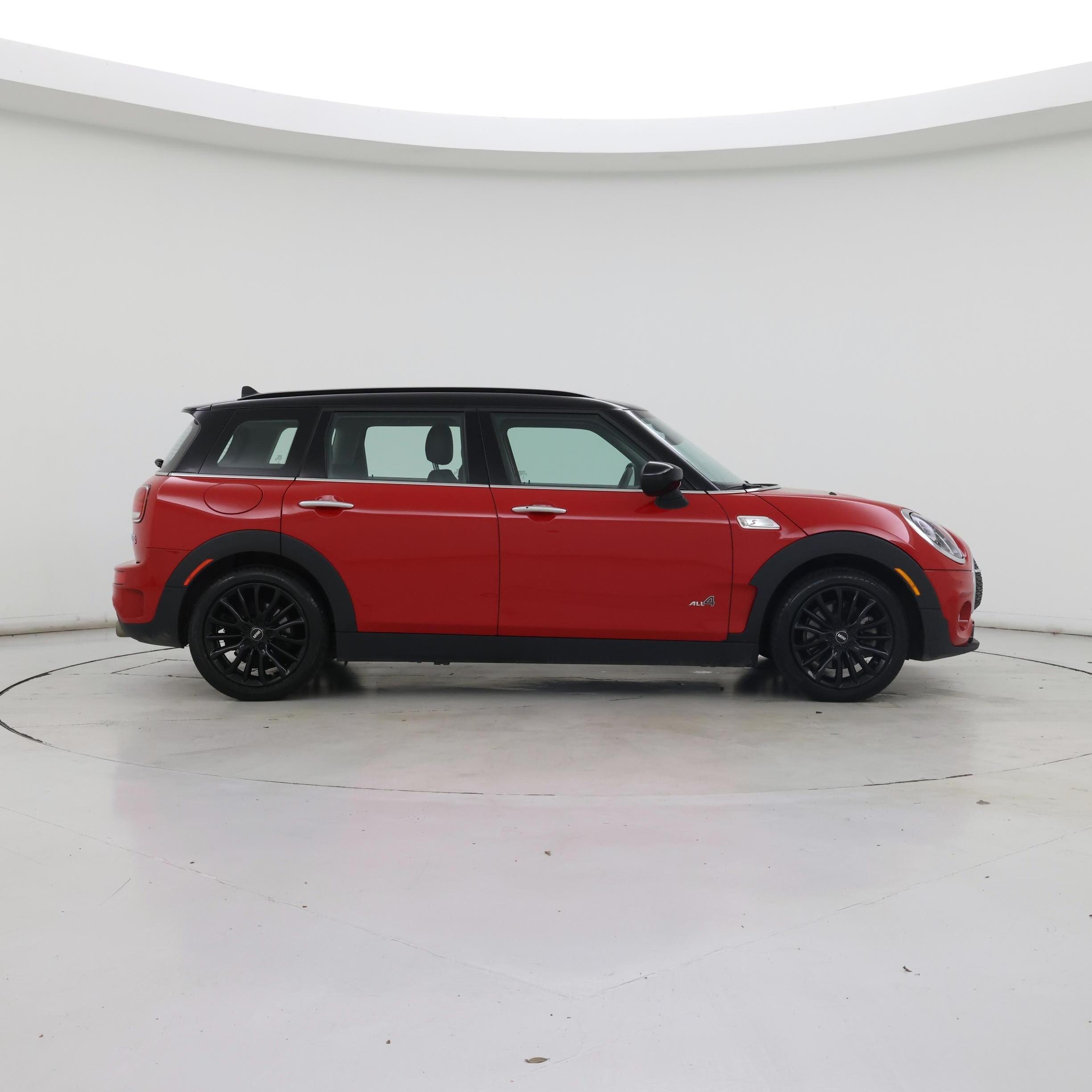 Thumbnail: 2023 MINI Cooper Clubman - 7