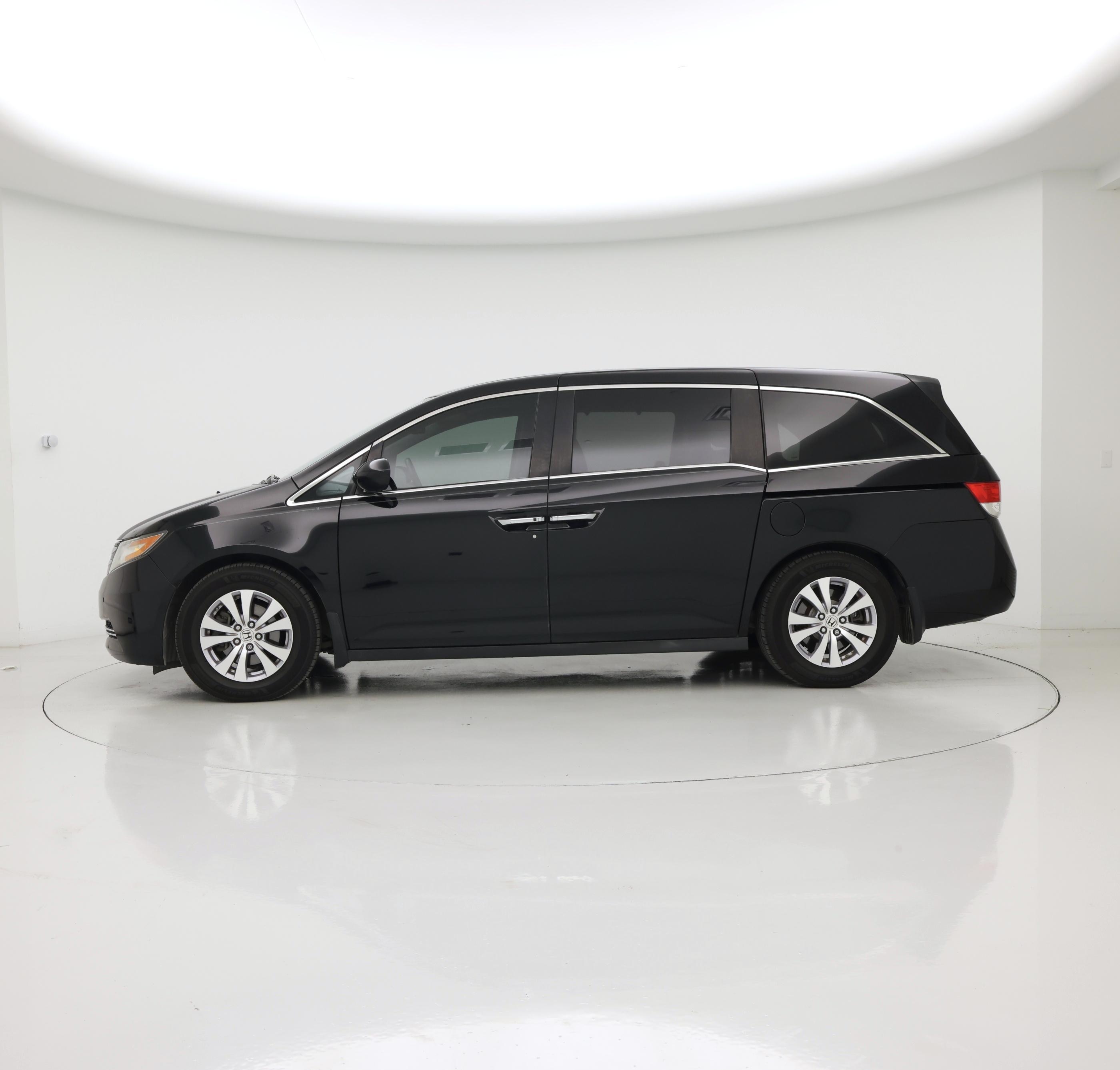 Thumbnail: 2016 Honda Odyssey - 3