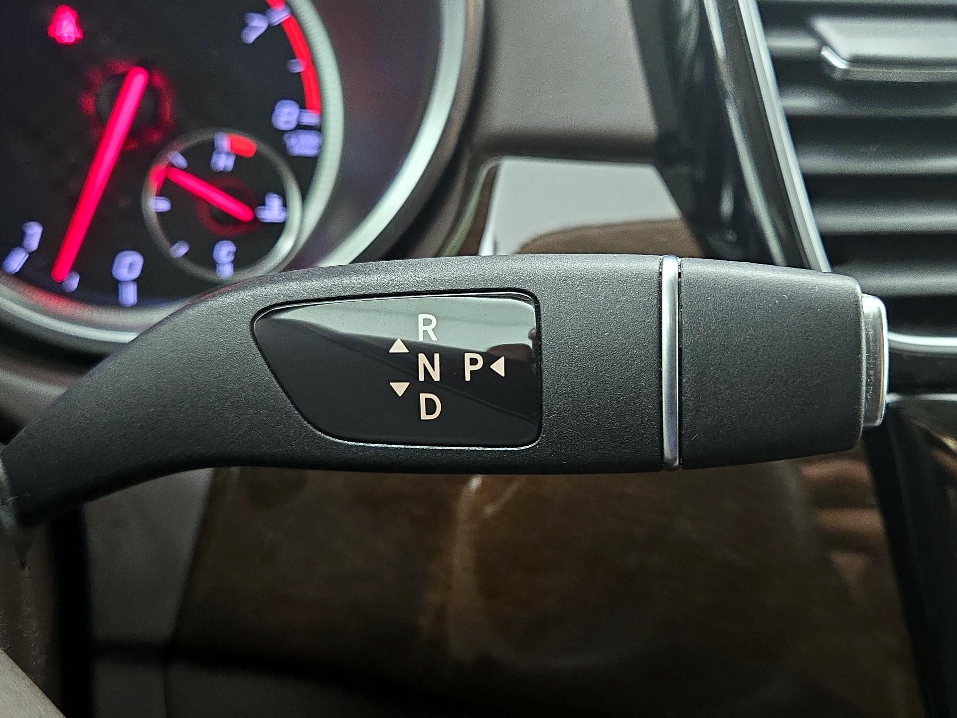 Thumbnail: 2018 Mercedes-Benz GLE - 18