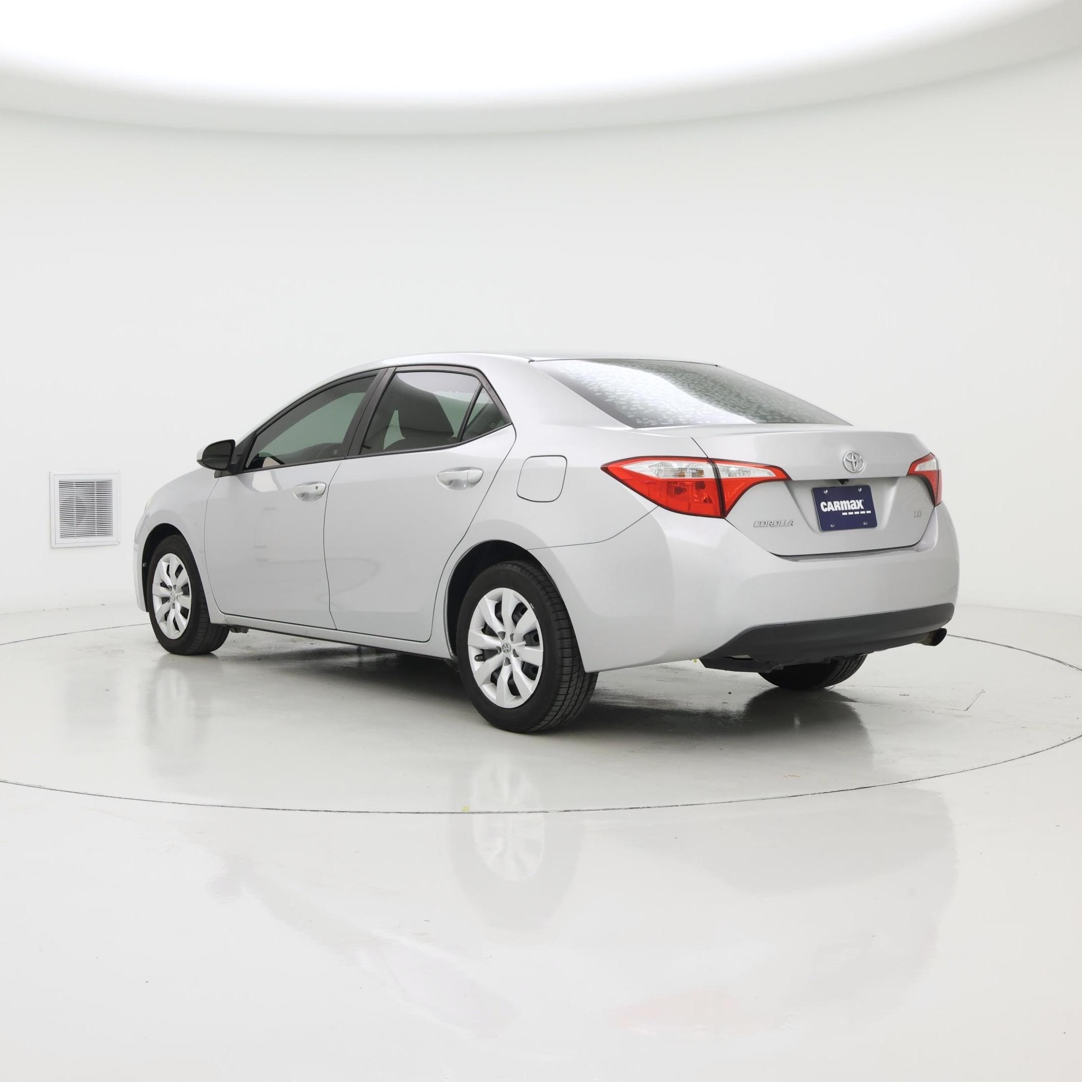 Thumbnail: 2015 Toyota Corolla - 2