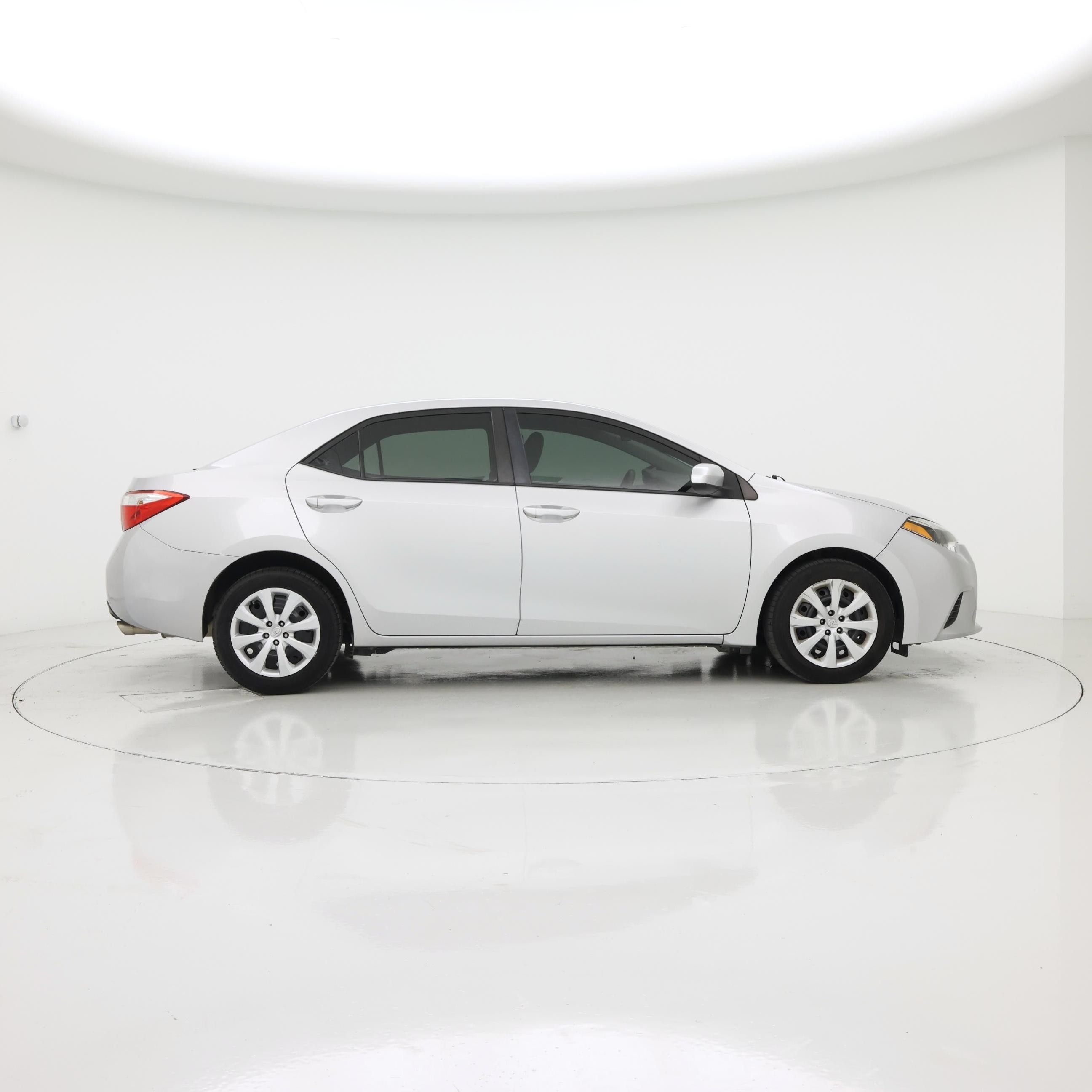 Thumbnail: 2015 Toyota Corolla - 7