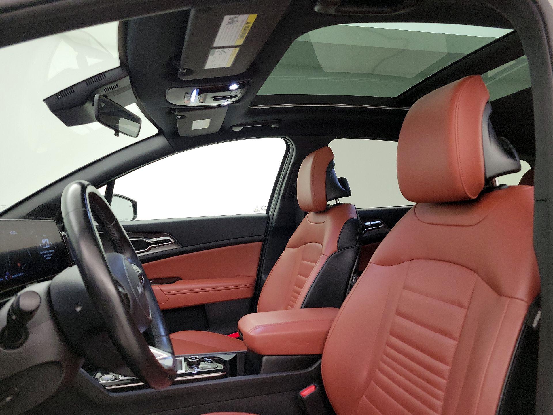 Thumbnail: 2023 Kia Sportage - 18