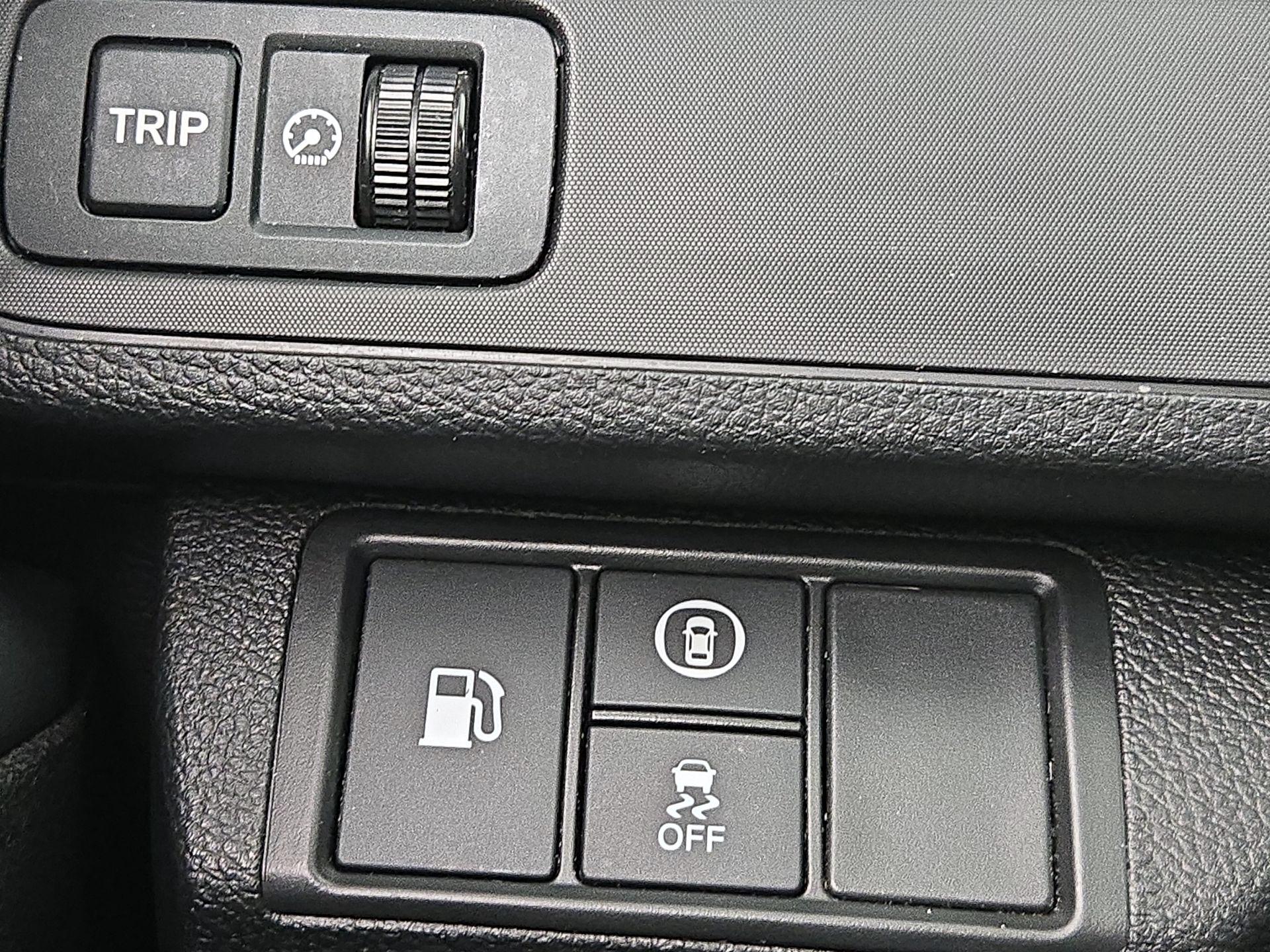 Thumbnail: 2019 Honda Insight - 13