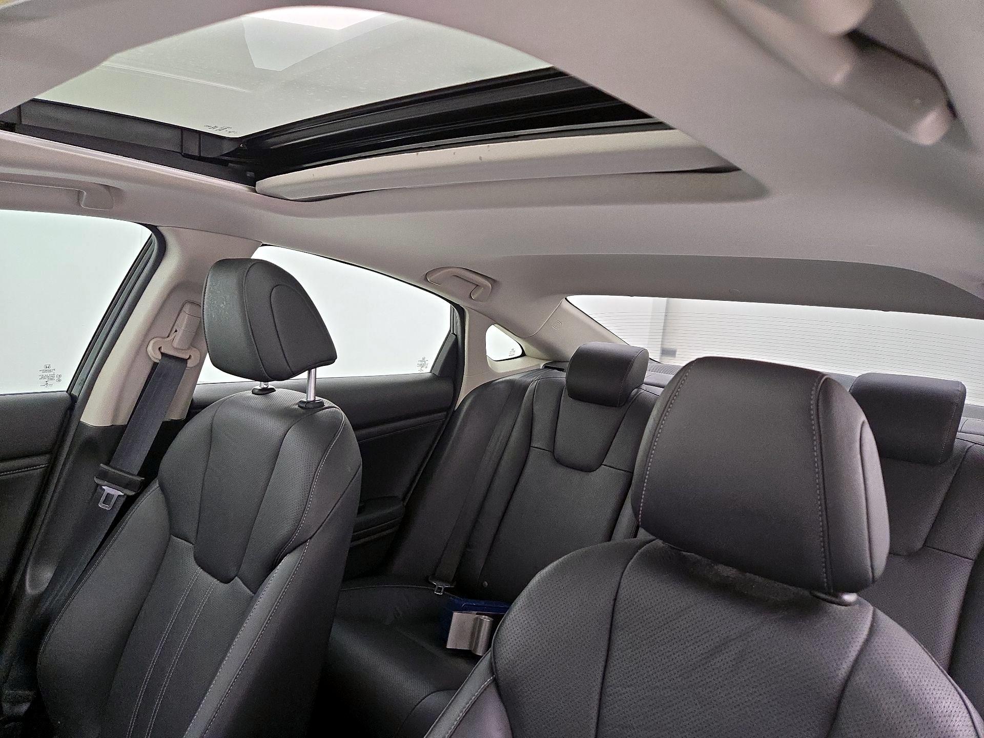 Thumbnail: 2019 Honda Insight - 19