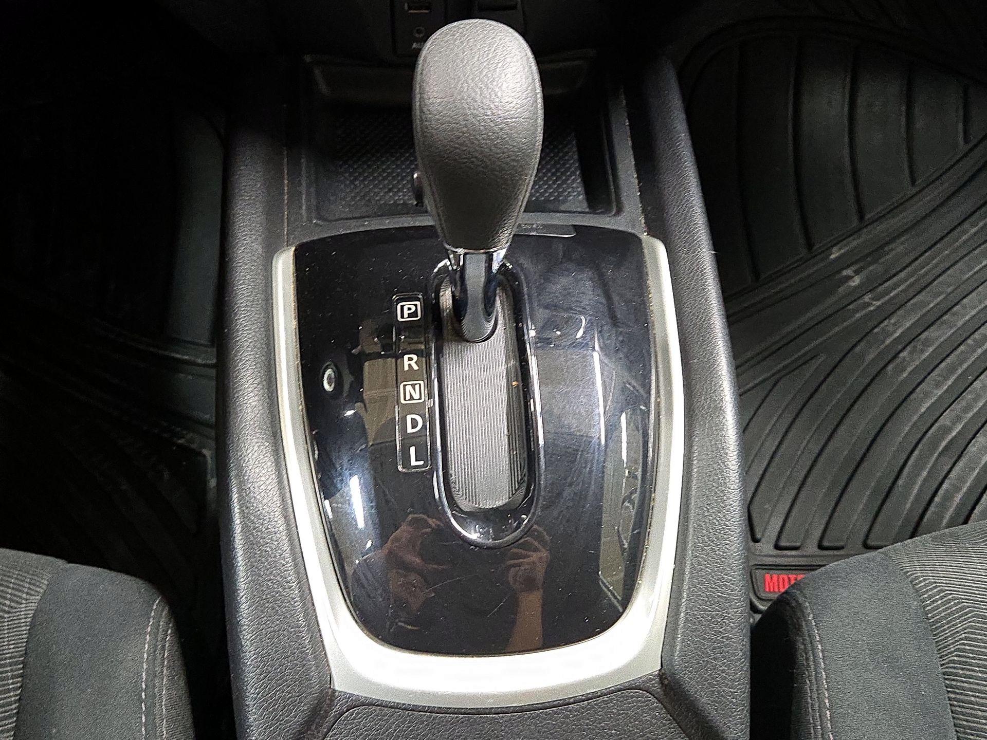 Thumbnail: 2016 Nissan Rogue - 17