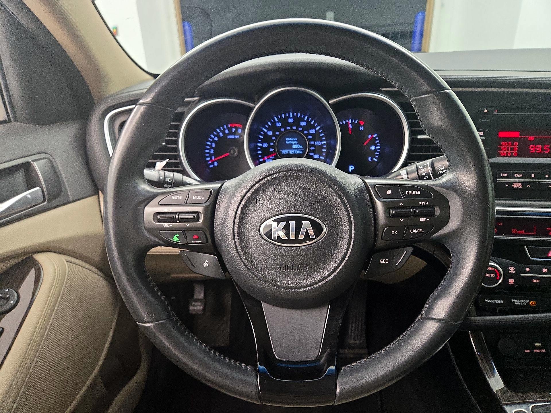 Thumbnail: 2015 Kia Optima - 10
