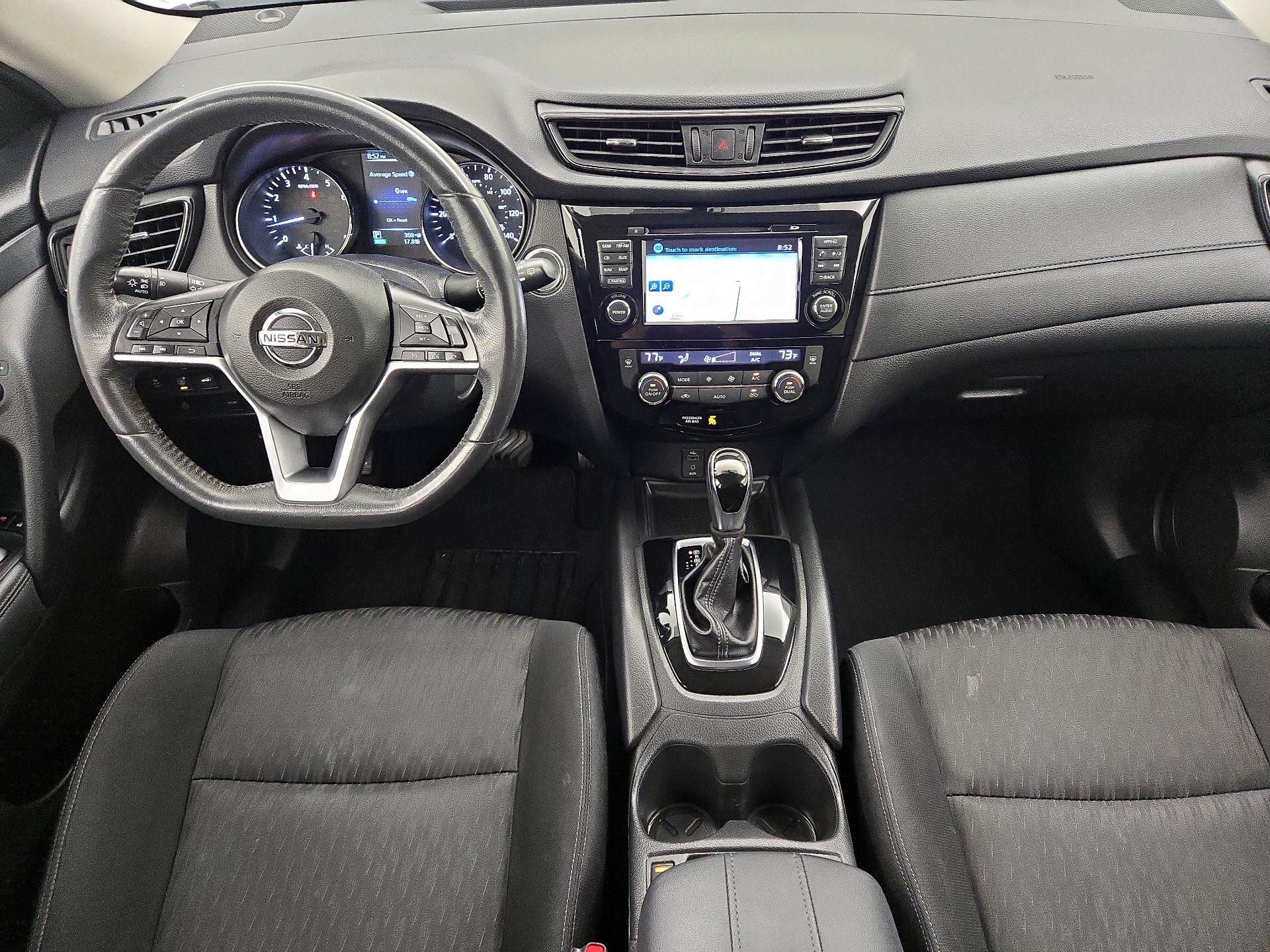 Thumbnail: 2017 Nissan Rogue - 9