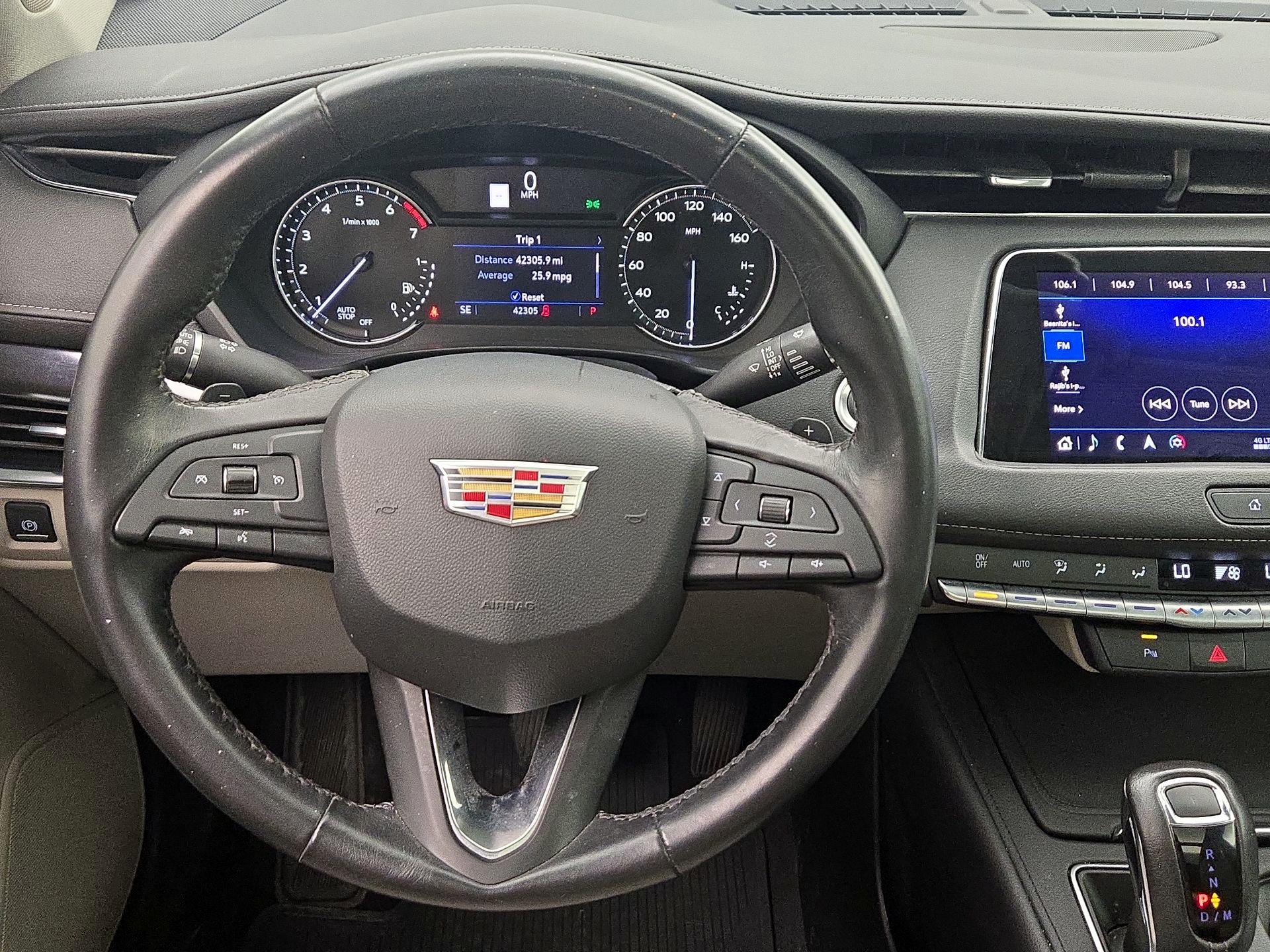 Thumbnail: 2019 Cadillac XT4 - 10