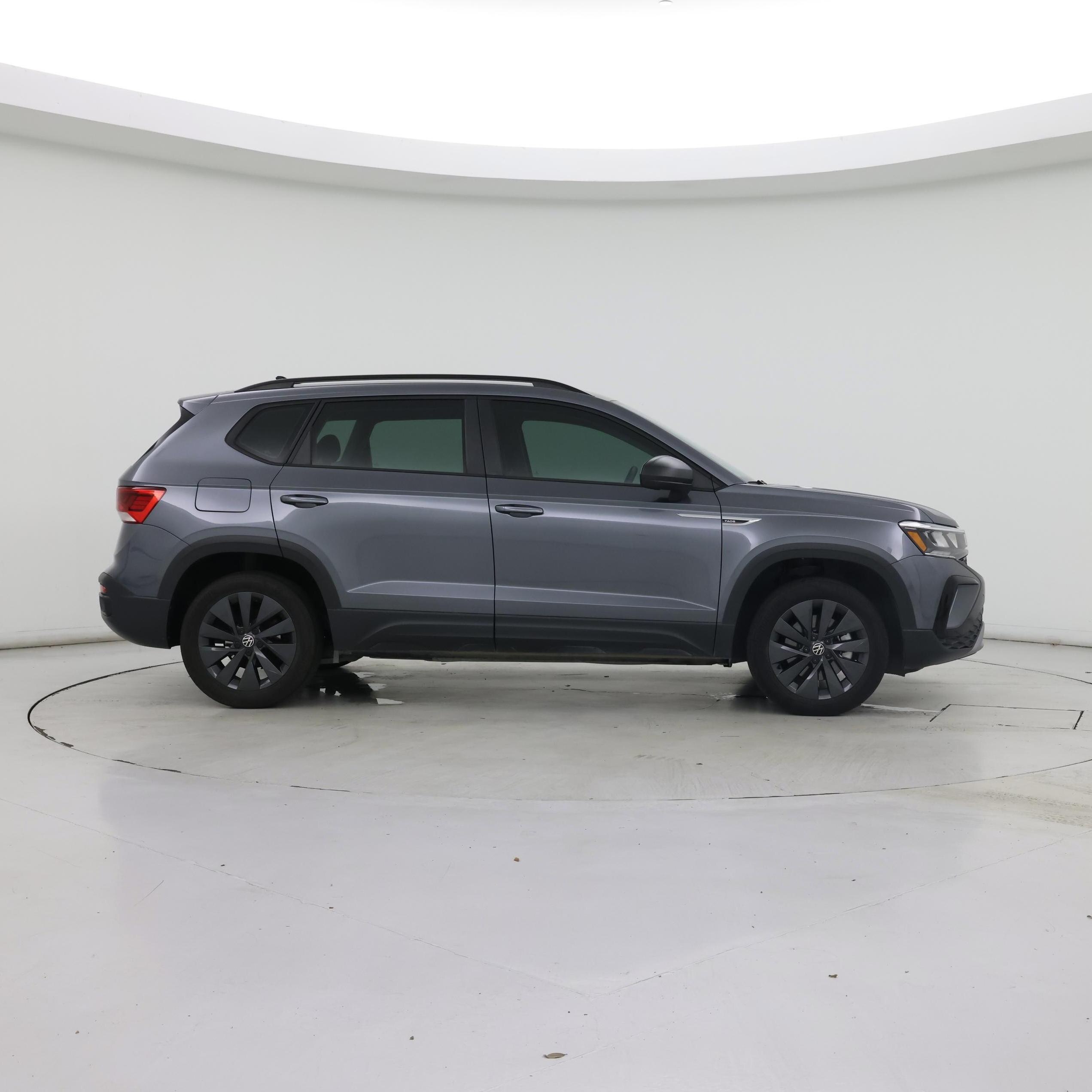 Thumbnail: 2023 Volkswagen Taos - 7