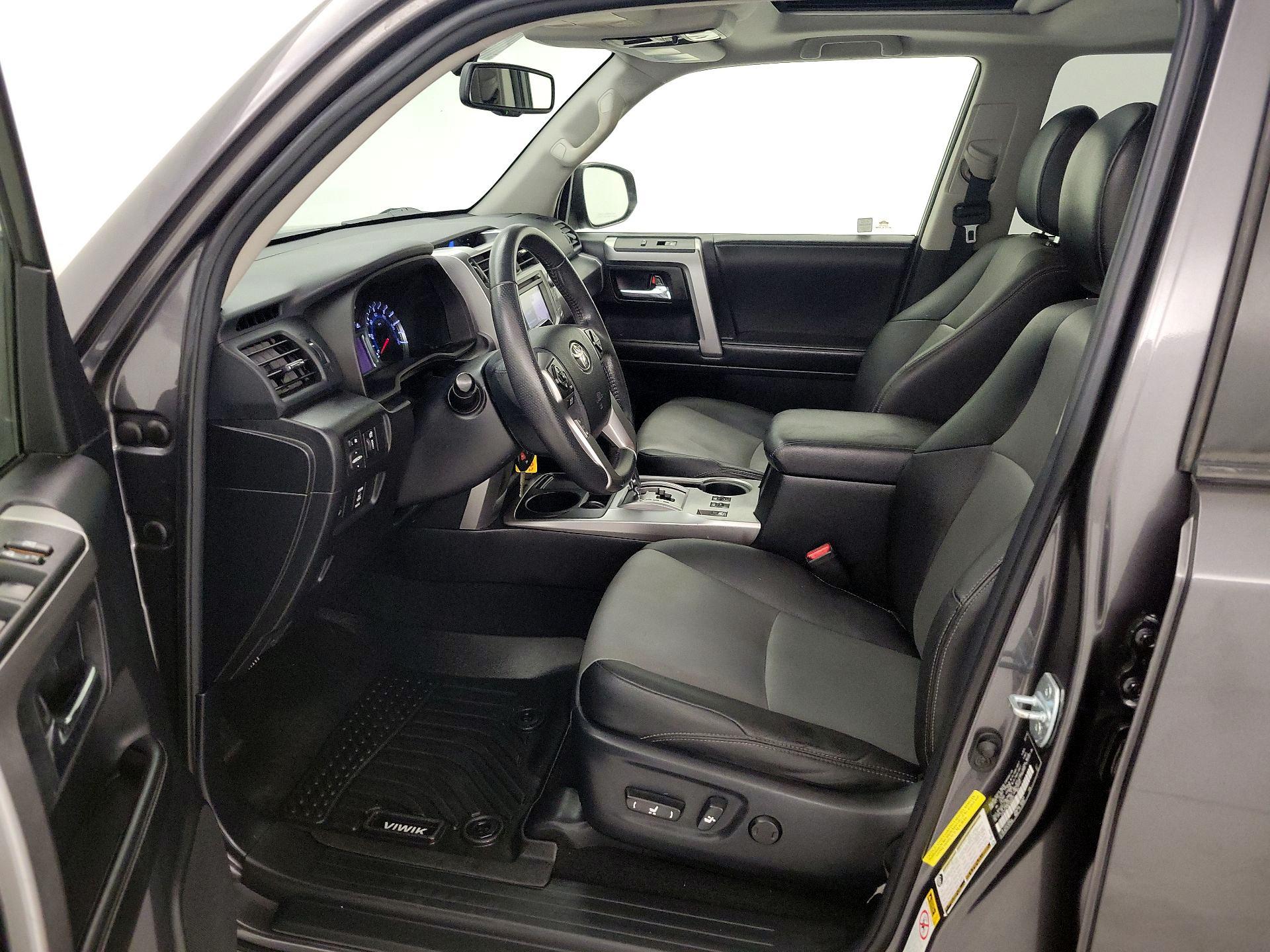 Thumbnail: 2014 Toyota 4Runner - 11