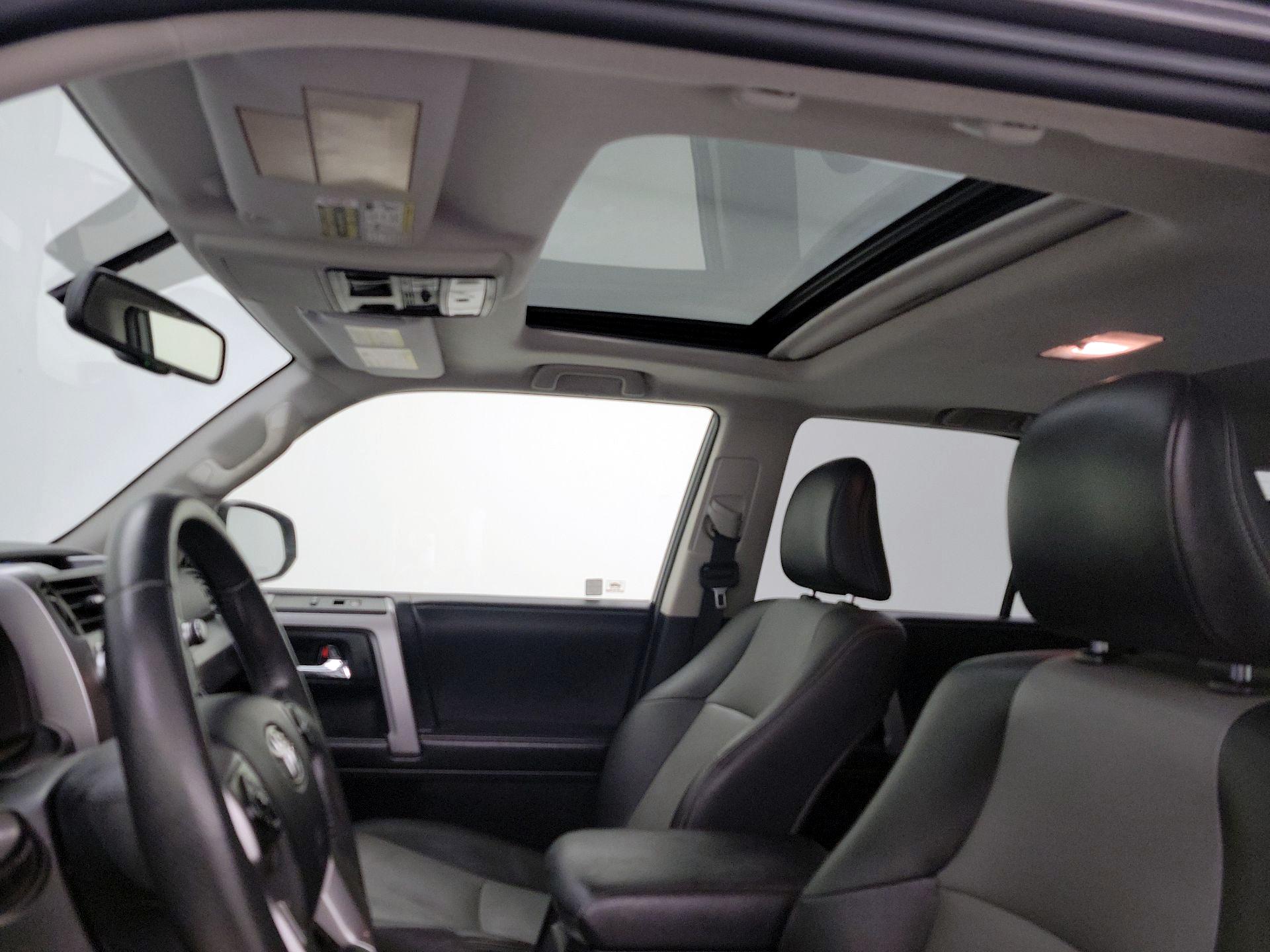 Thumbnail: 2014 Toyota 4Runner - 19