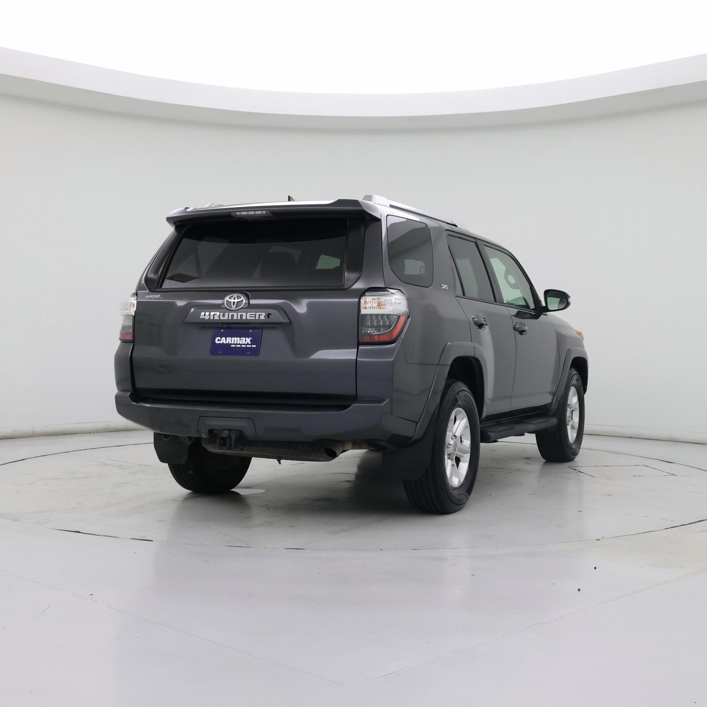 Thumbnail: 2014 Toyota 4Runner - 8