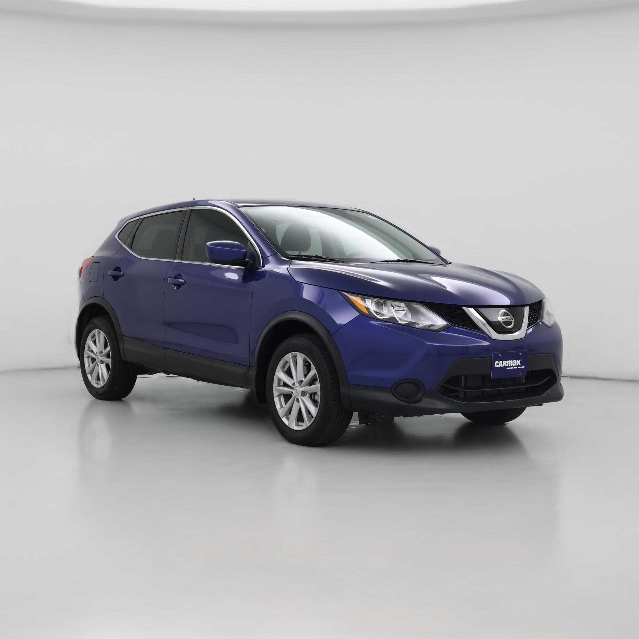 Thumbnail: 2018 Nissan Rogue Sport - 1