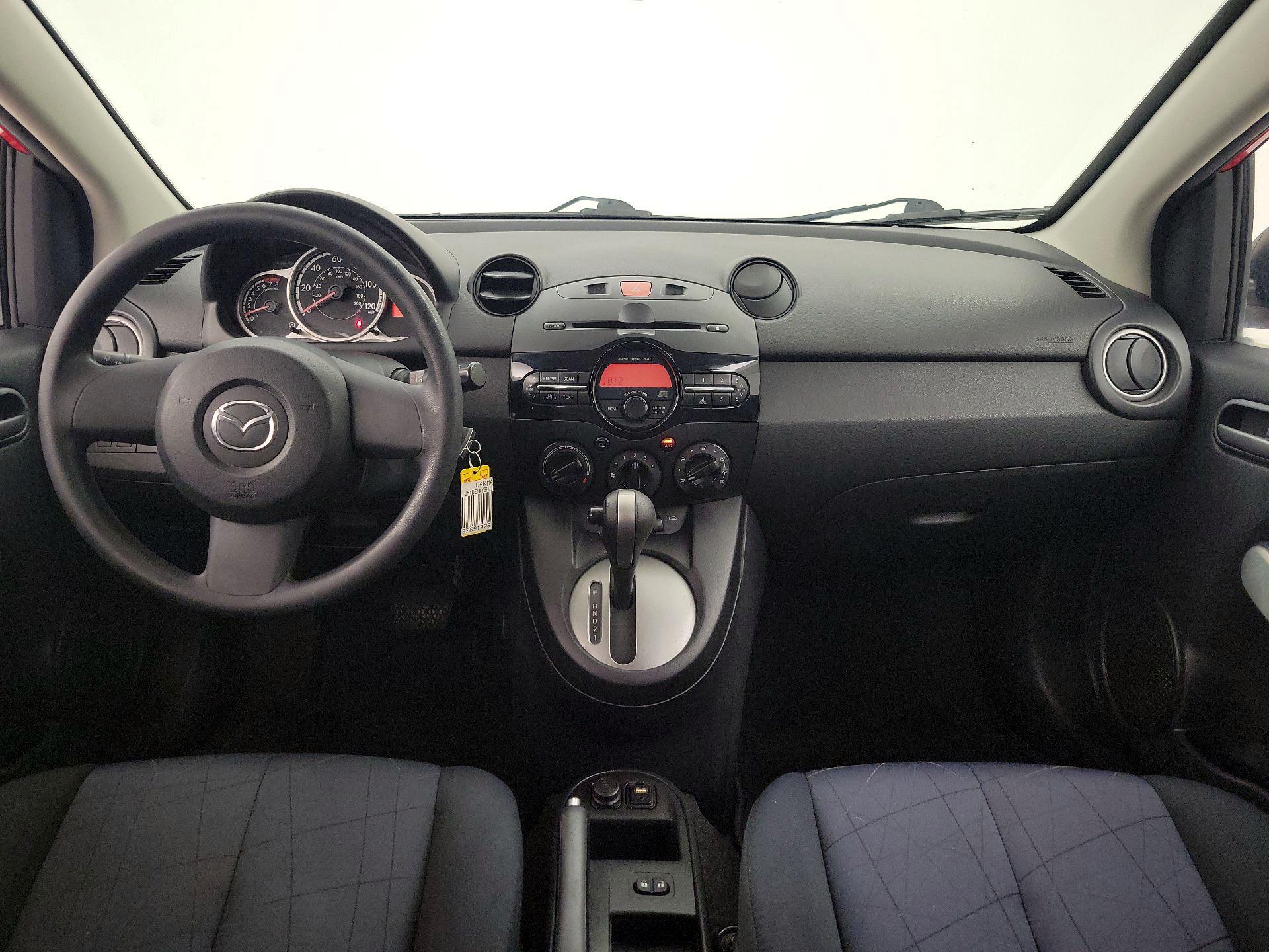 Thumbnail: 2014 Mazda Mazda2 - 9