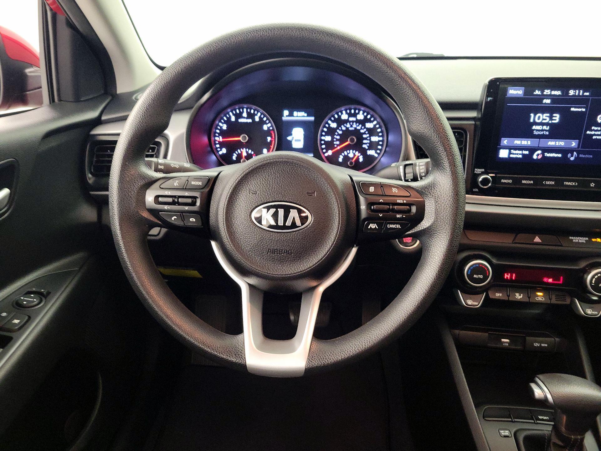 Thumbnail: 2021 Kia Rio - 10