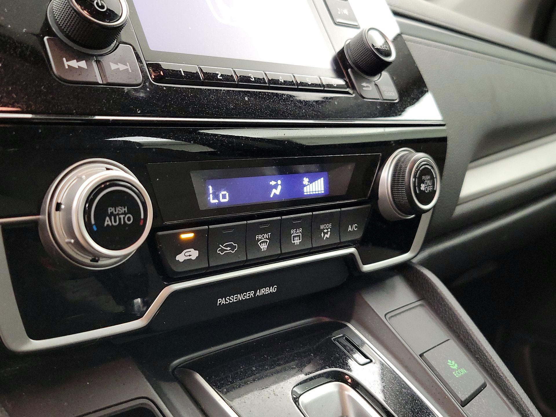 Thumbnail: 2018 Honda CR-V - 16